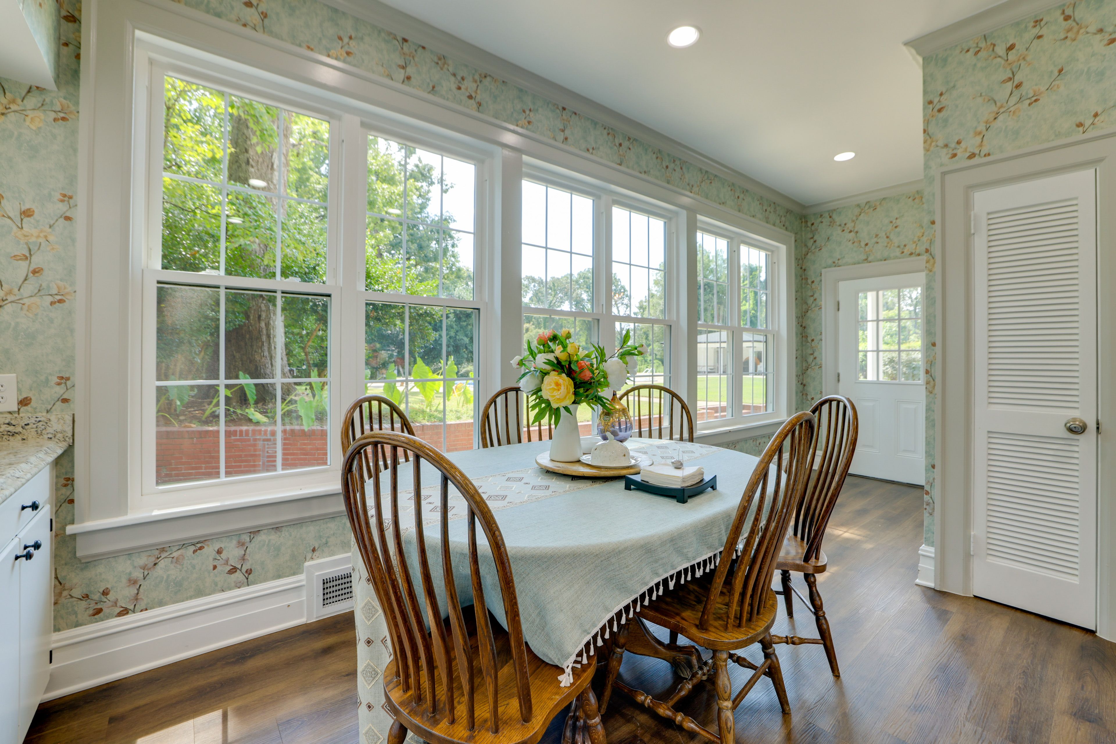 Dining Area | 1st Floor