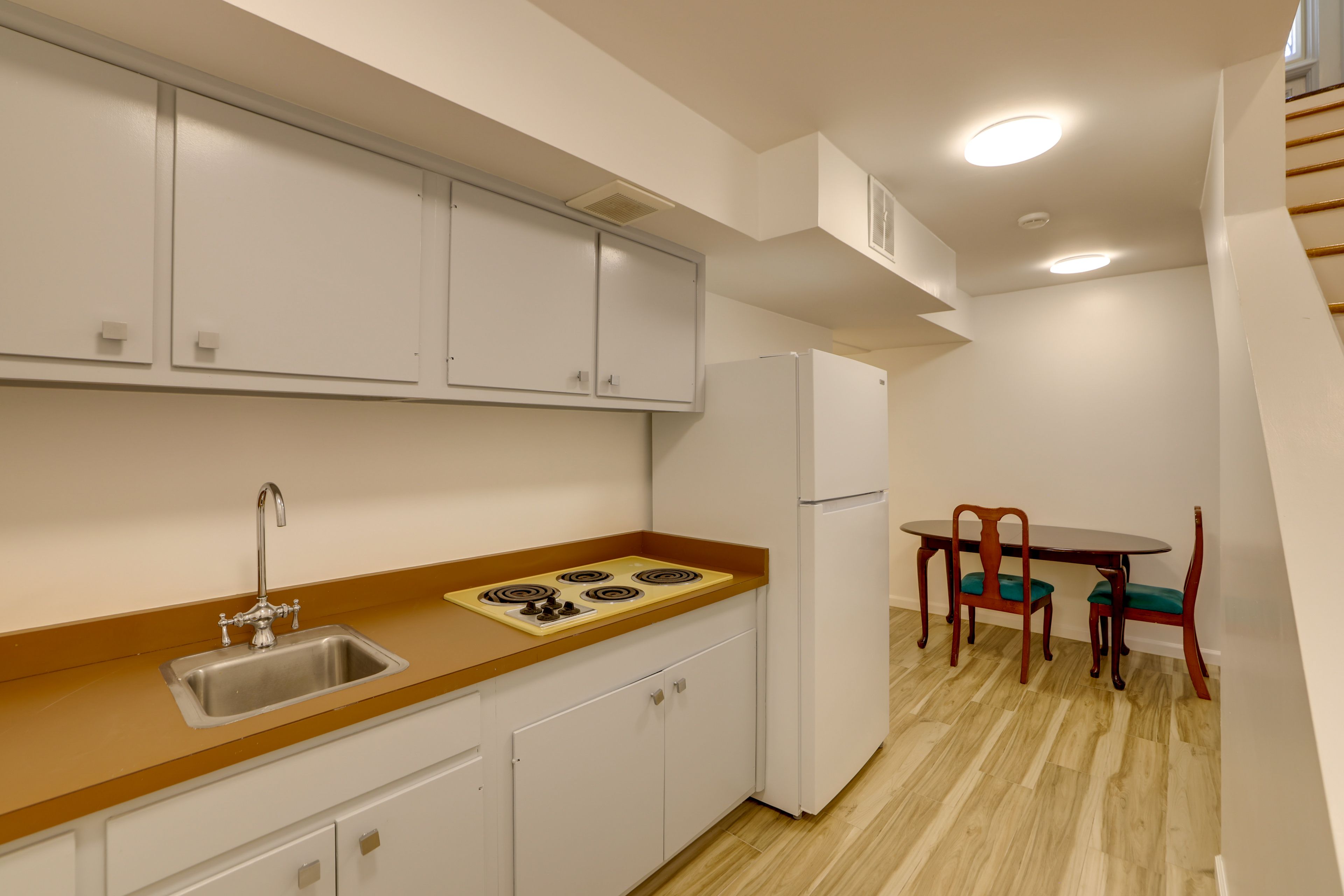 Kitchenette | Dining Area | Basement Level