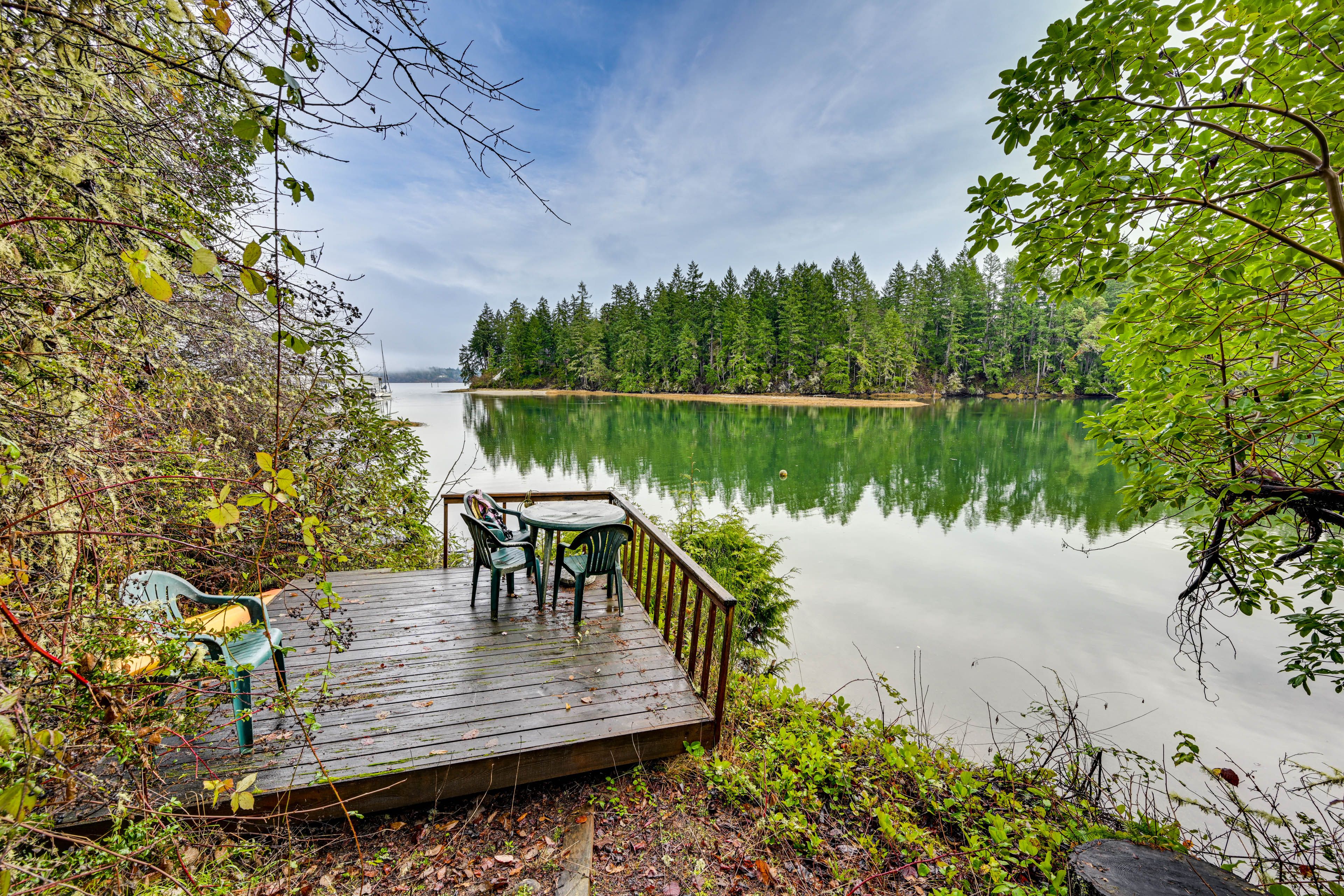 Waterfront Viewing Deck