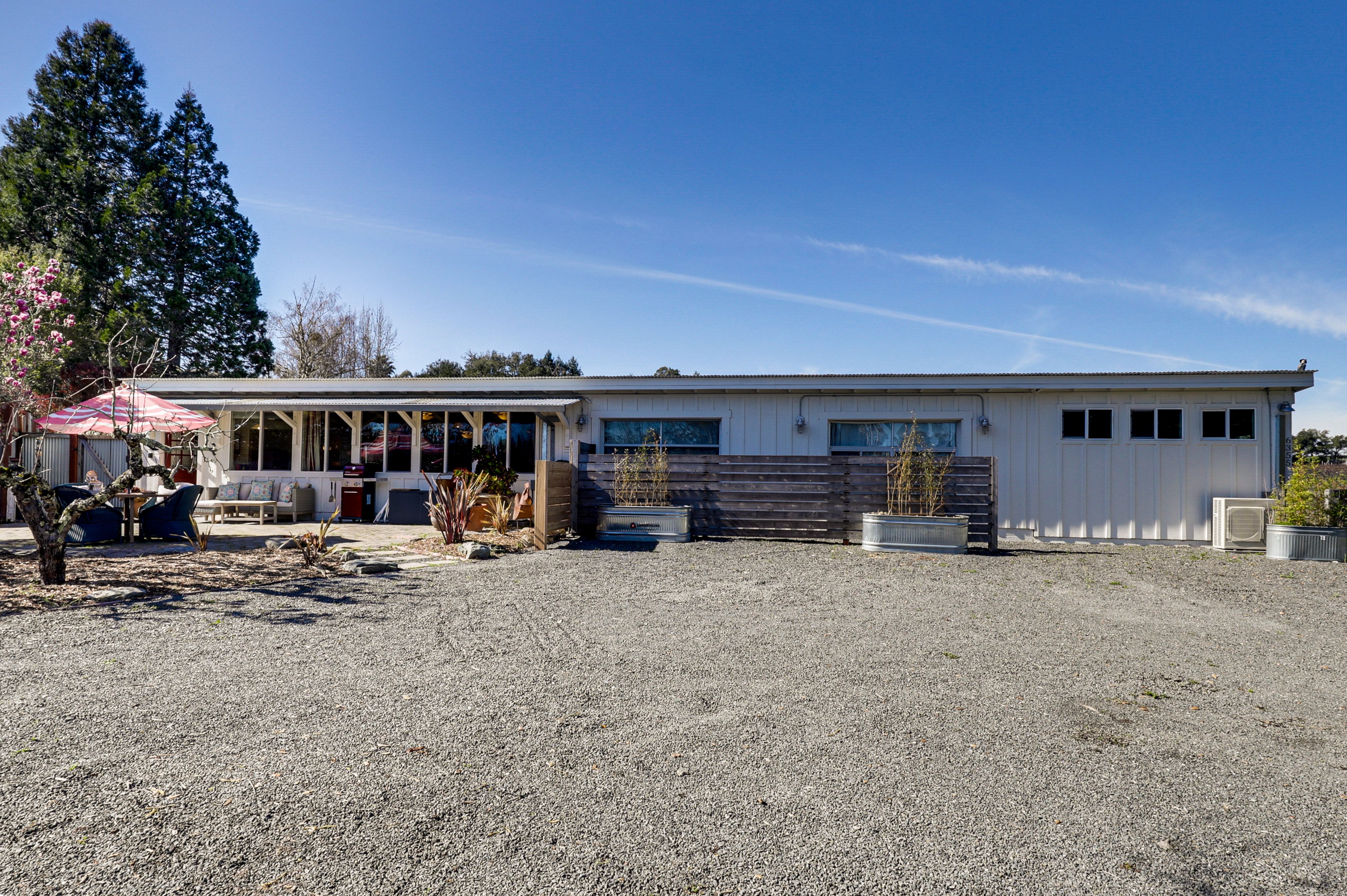 Property Exterior | Single-Story Studio