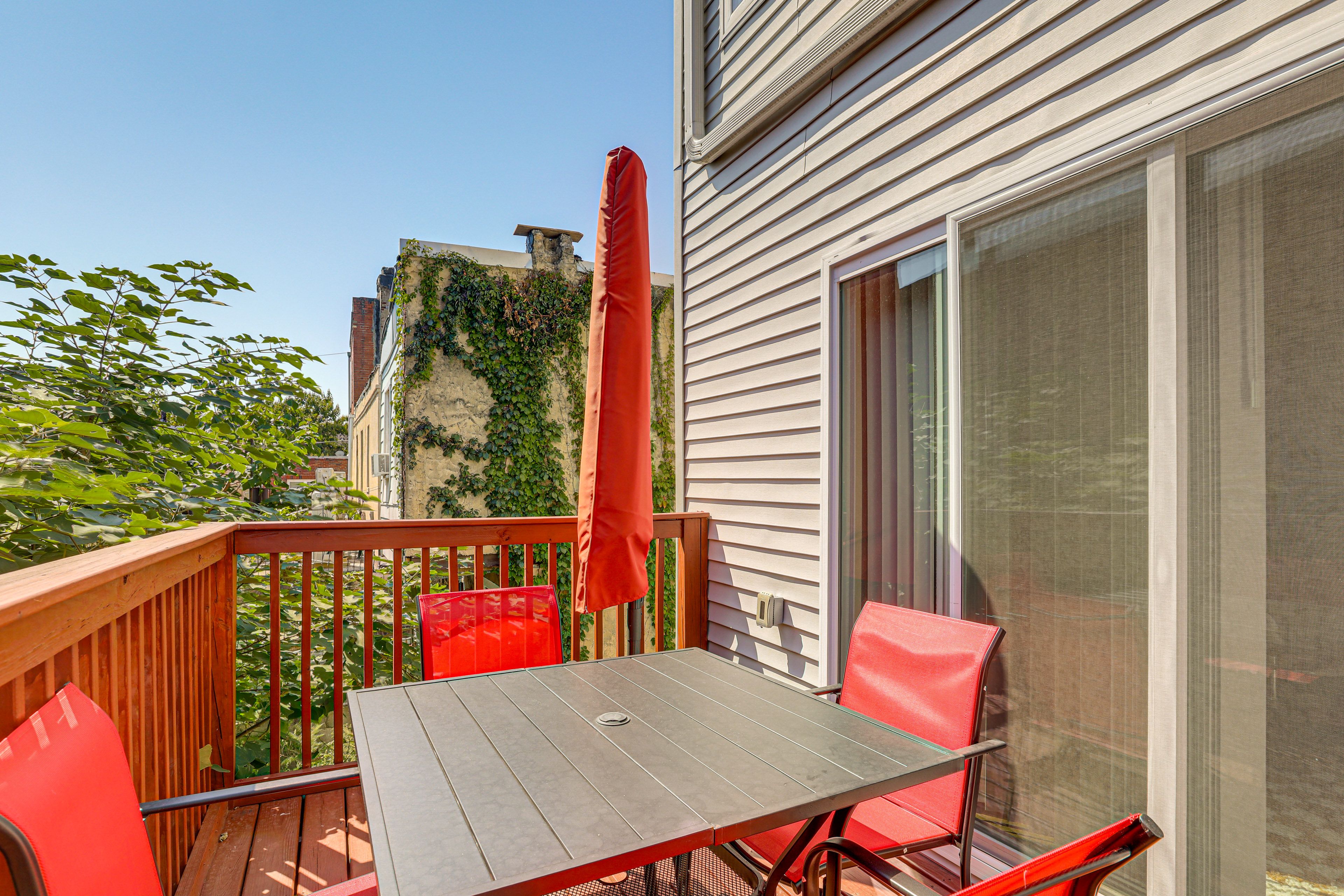 Philadelphia Vacation Rental | 1BR | 1BA | 900 Sq Ft | Stairs to Access
