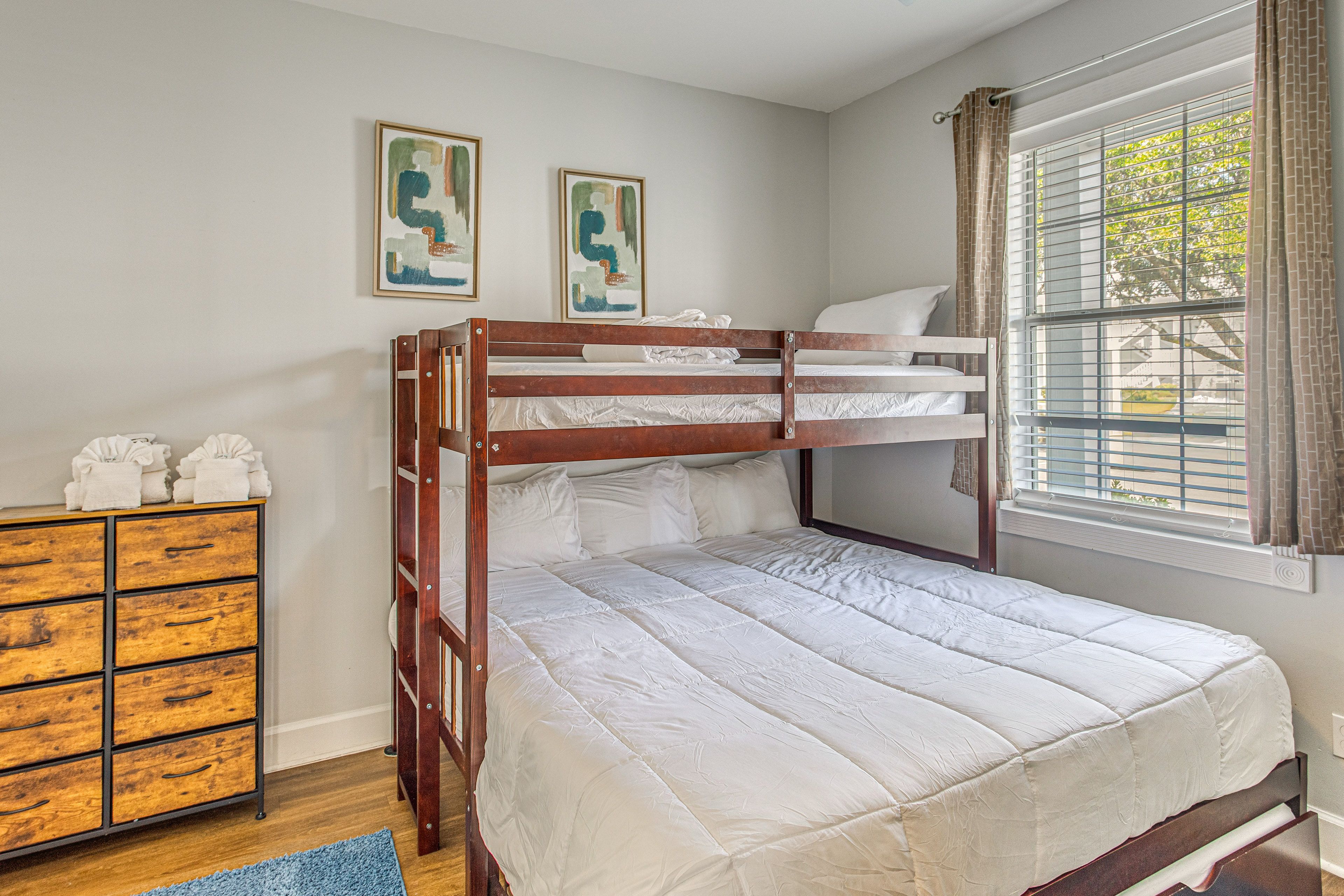 Bedroom 2 | Lofted Twin Bed | King Bed w/ Twin Trundle
