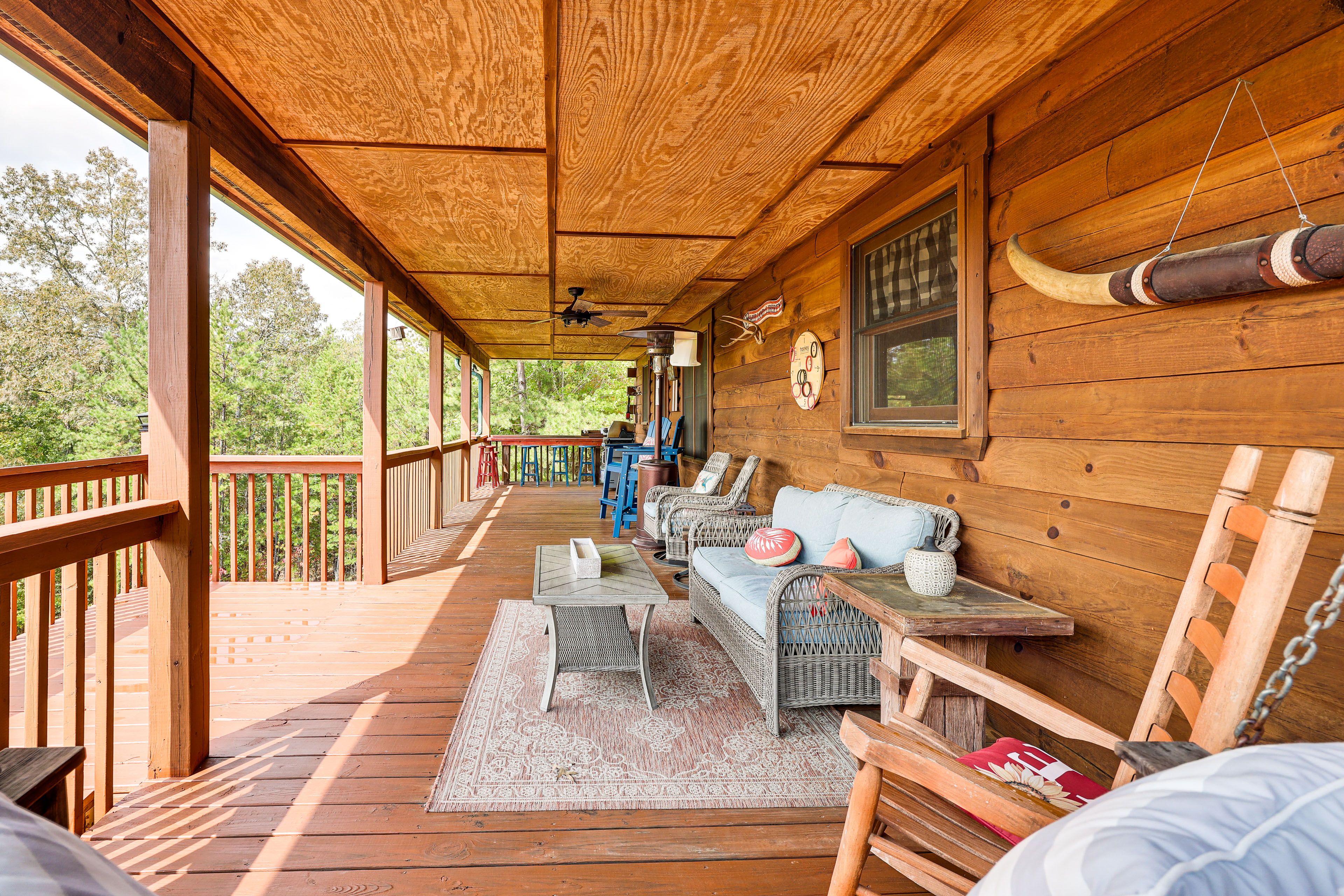 Covered Deck | Seating & Dining | Gas Grilll