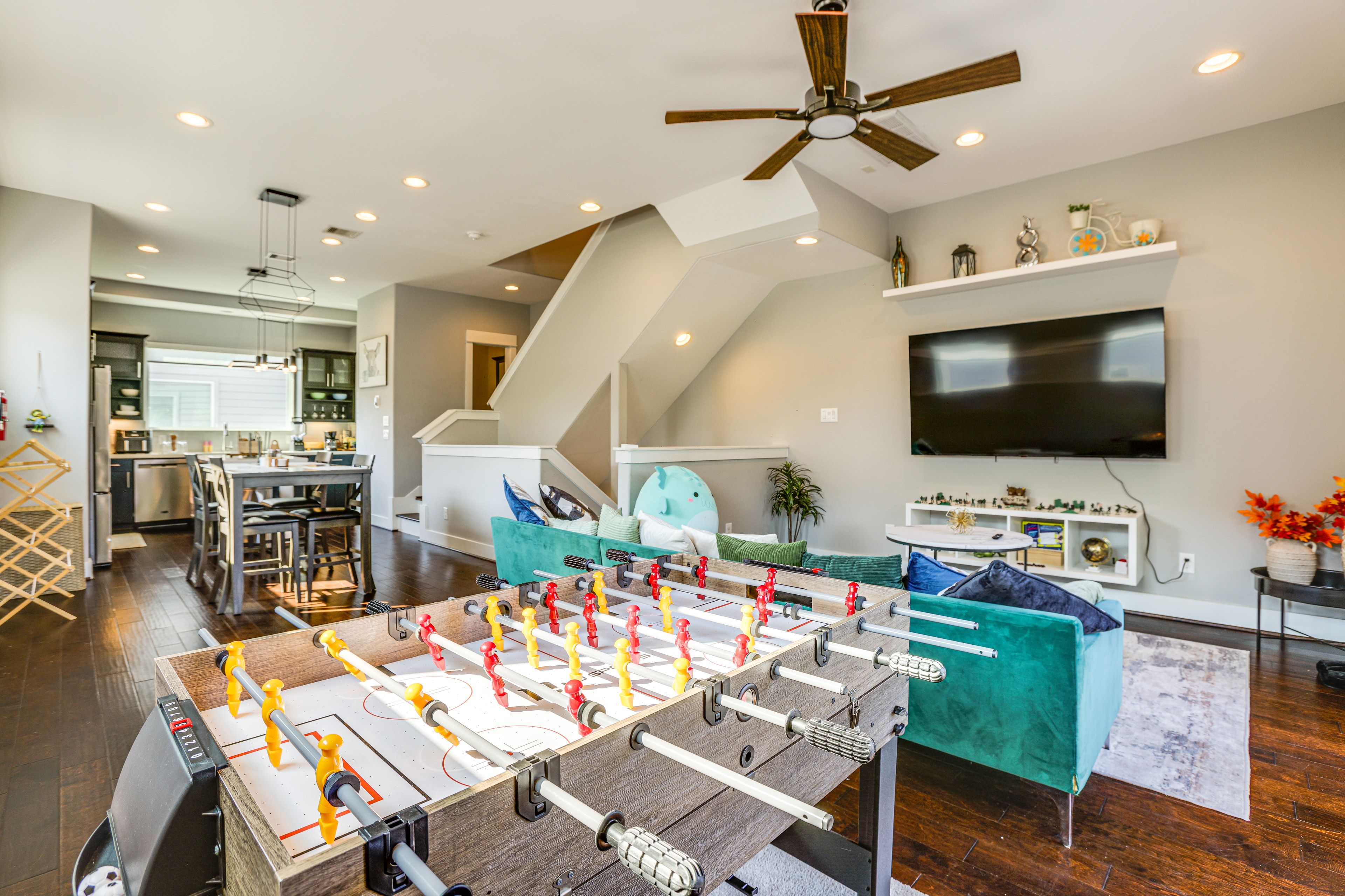 Houston Vacation Rental | 3BR | 3.5BA | 1,792 Sq Ft | Stairs Required