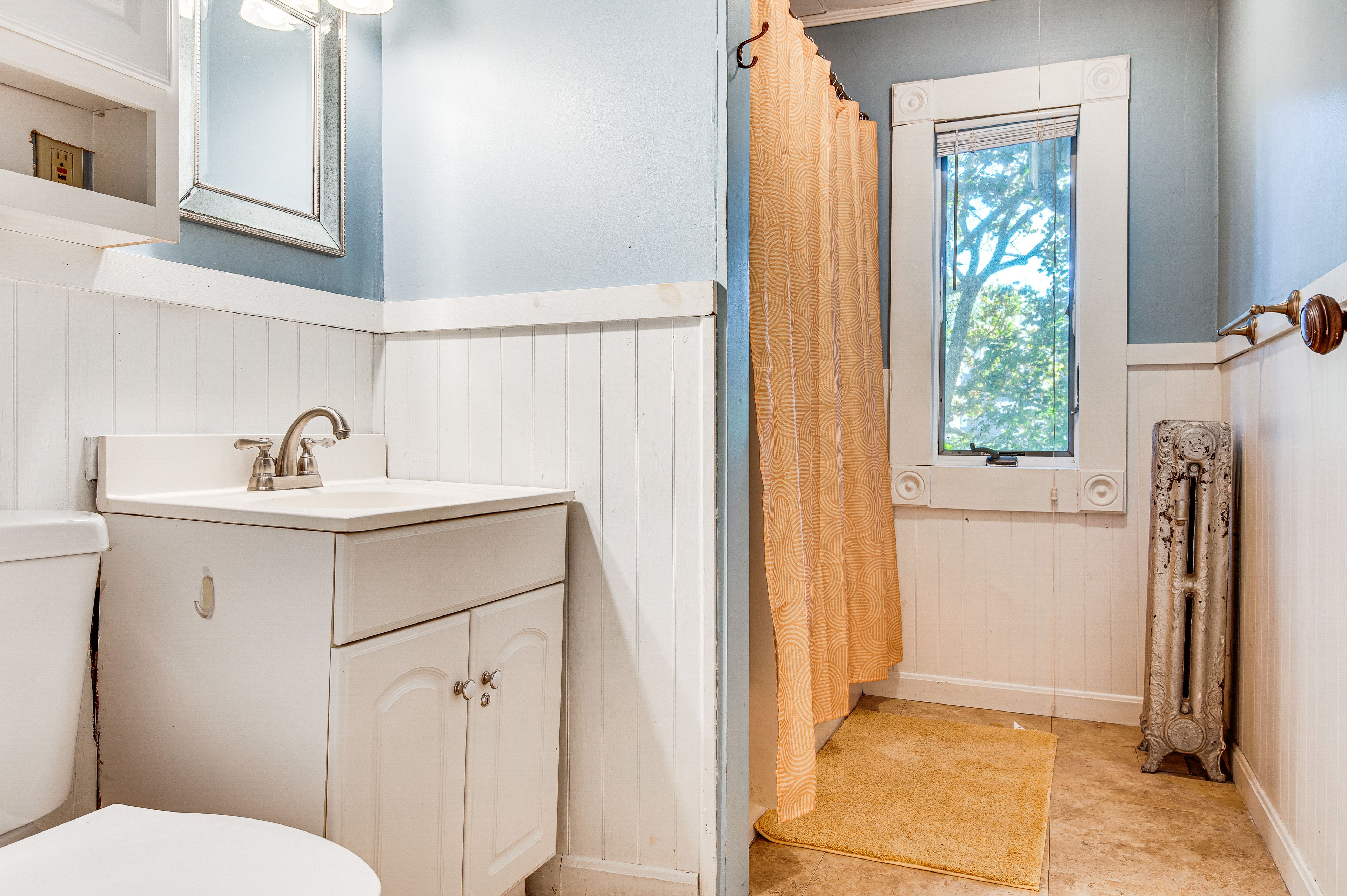 Bathroom | Towels Provided | 2nd Floor