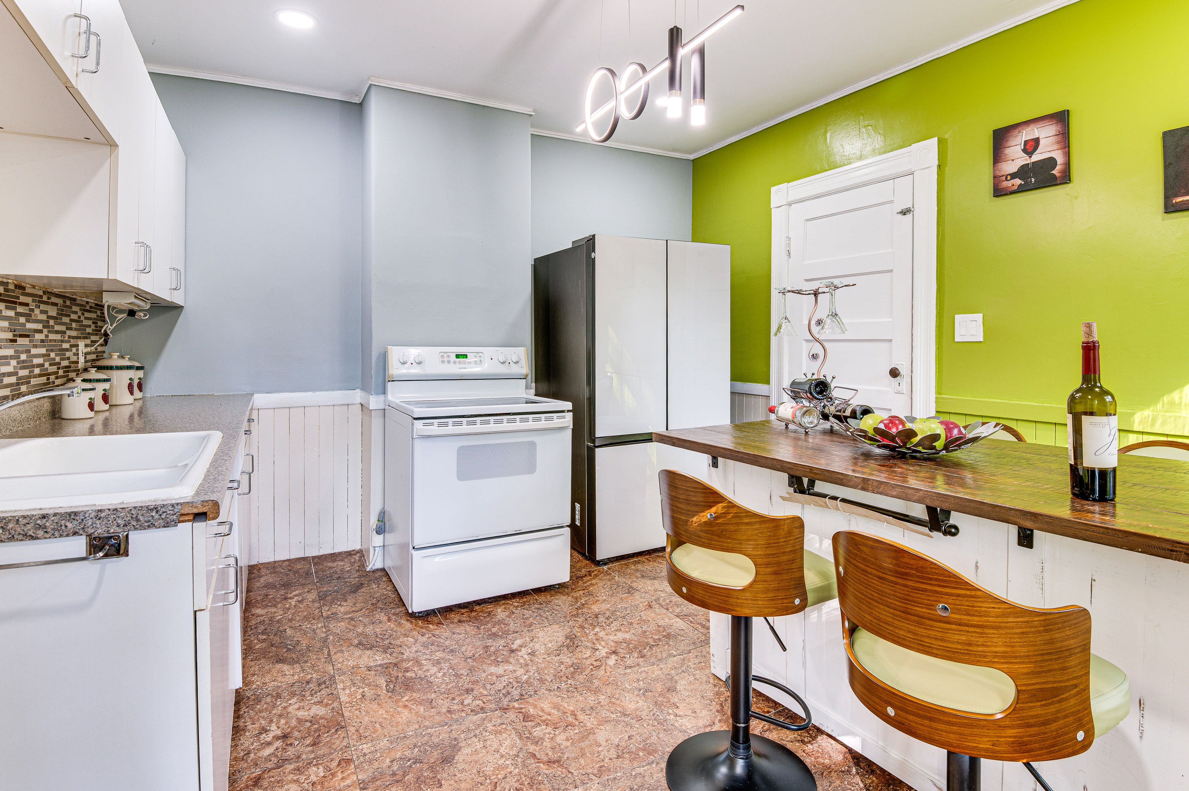 Kitchen | Cooking Basics | Coffee Maker | Trash Bags/Paper Towels | 1st Floor