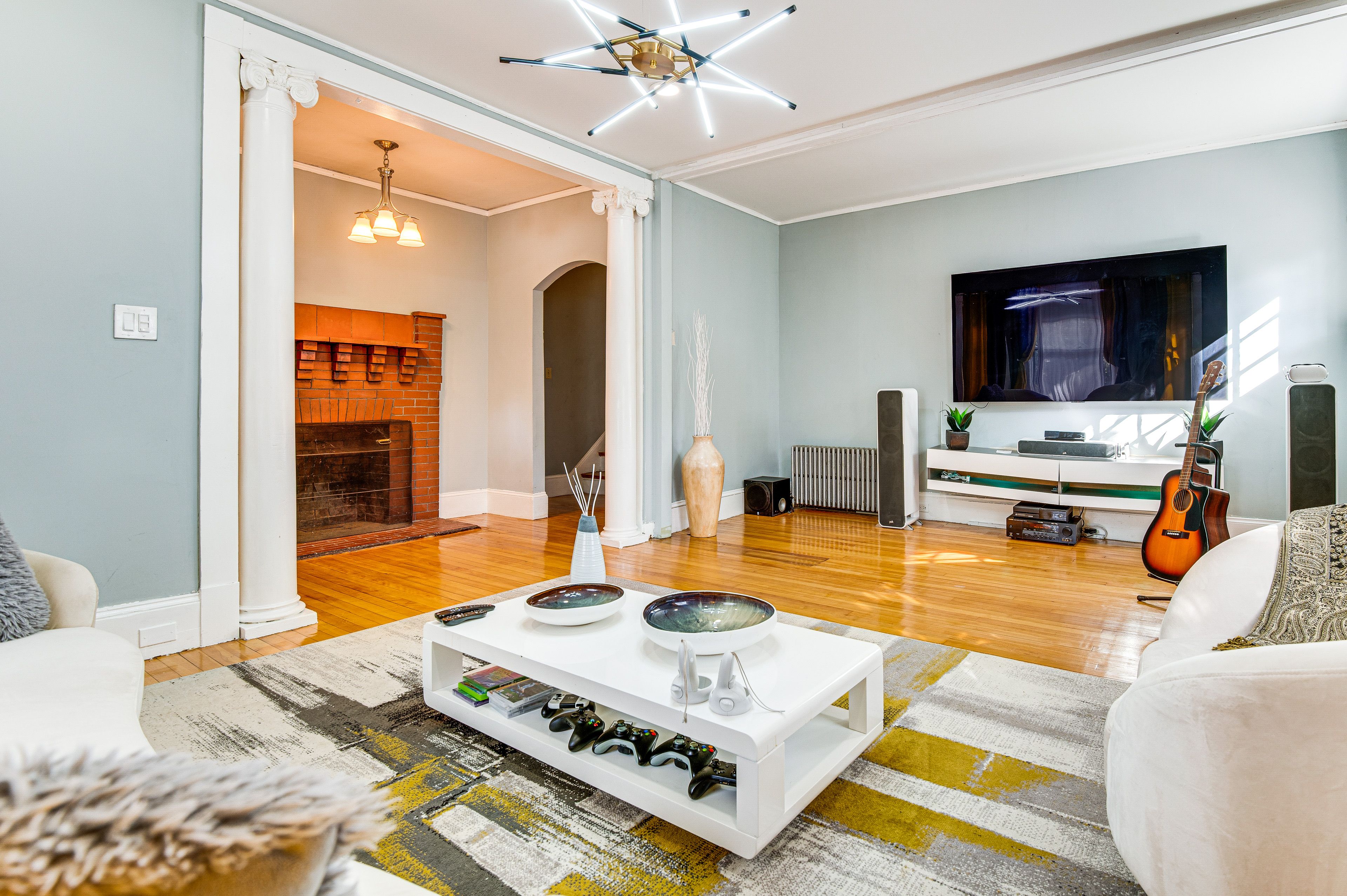 Manchester Vacation Rental | 2BR | 1BA | 2,000 Sq Ft | Stairs to Enter