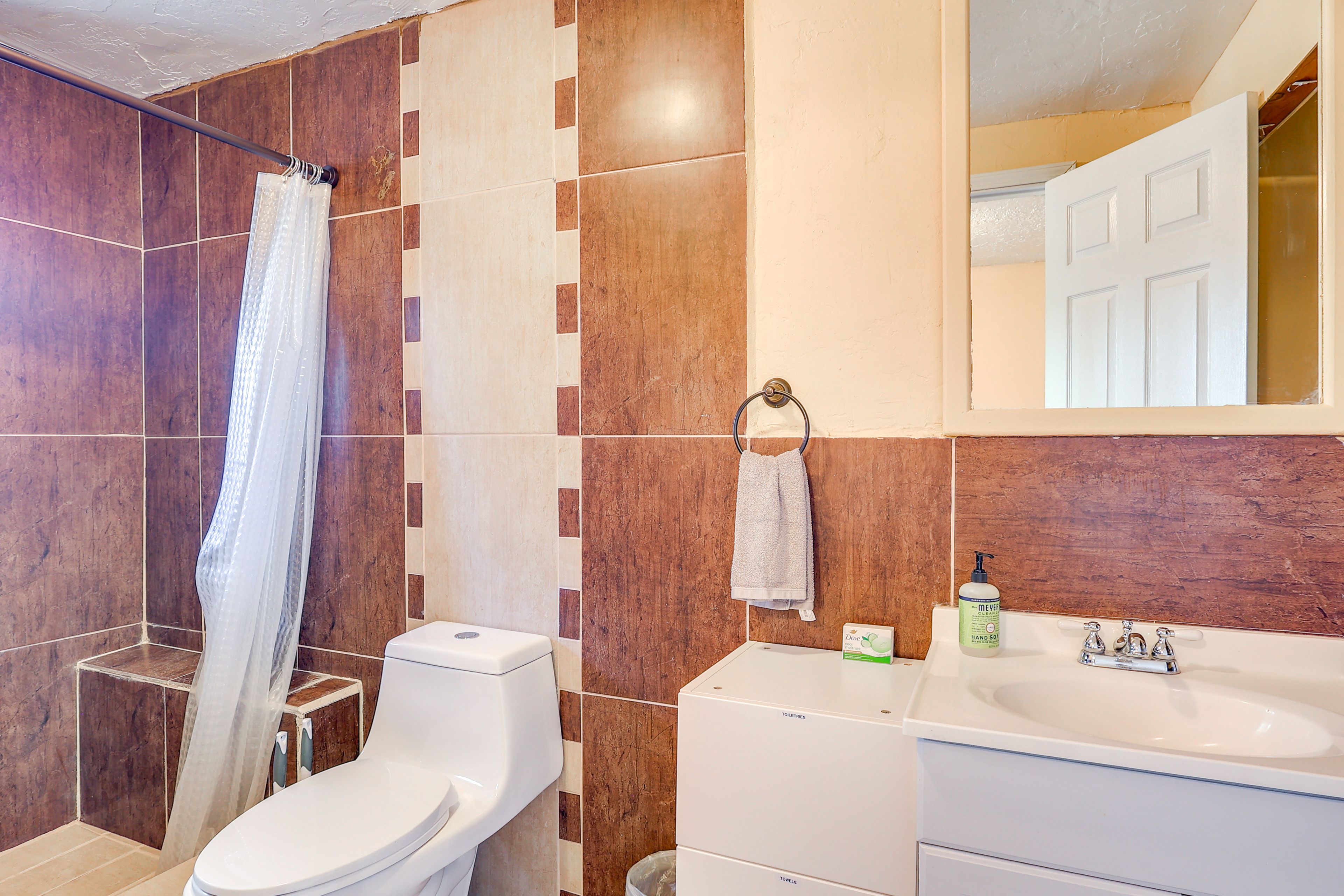 En-Suite Bathroom