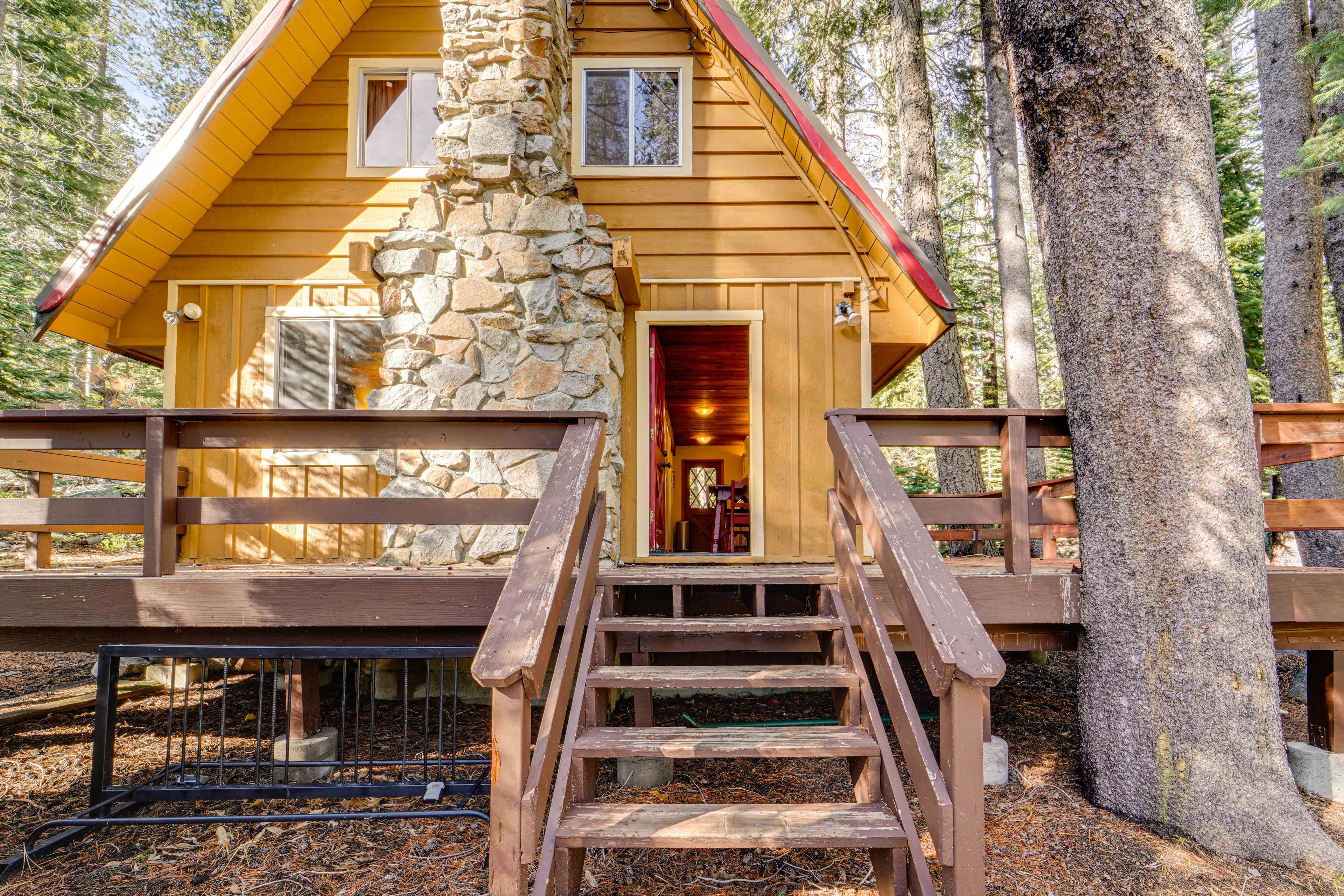 Property Exterior | 2-Story Cabin