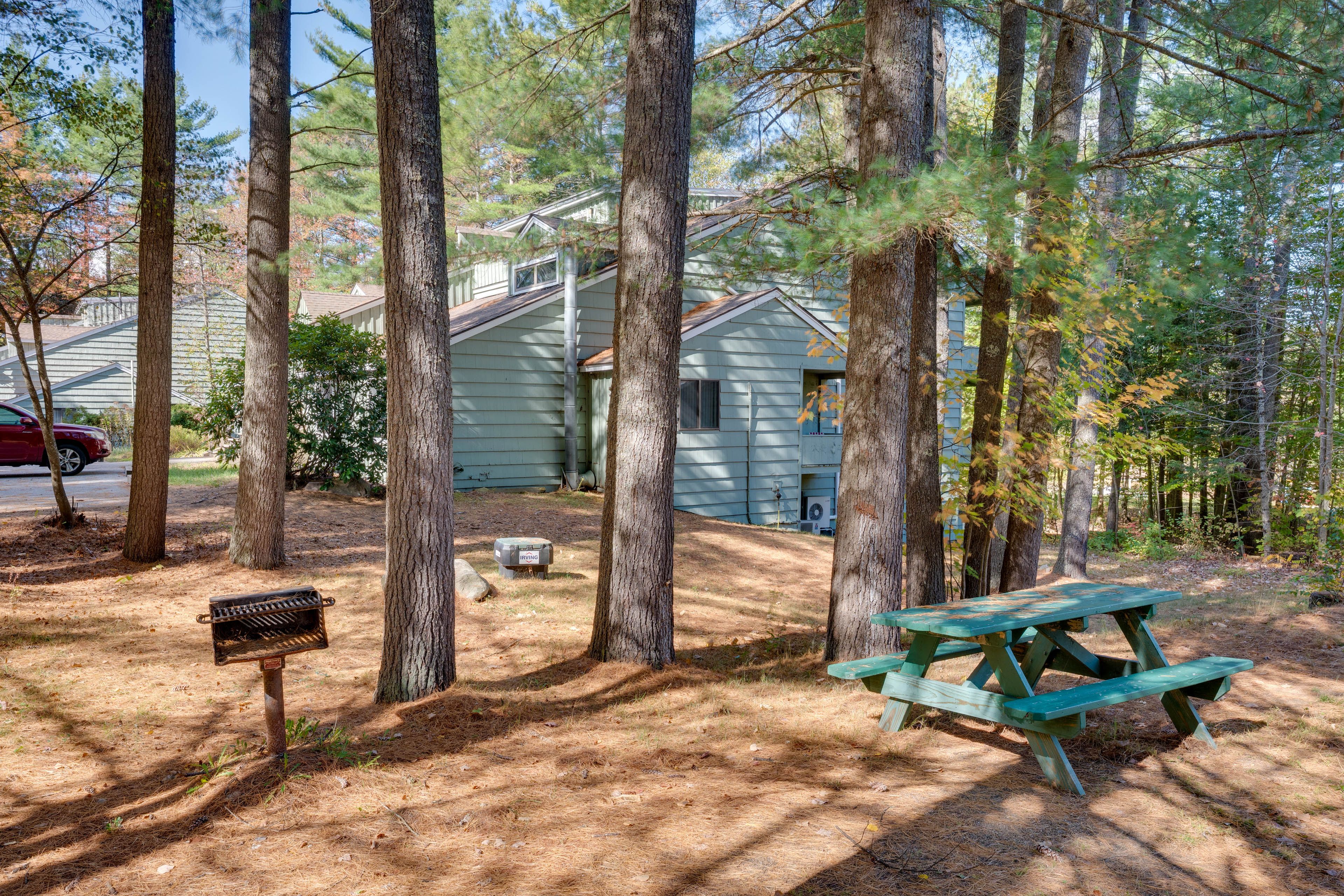 Seasons at Attitash | Community Grills & Picnic Area