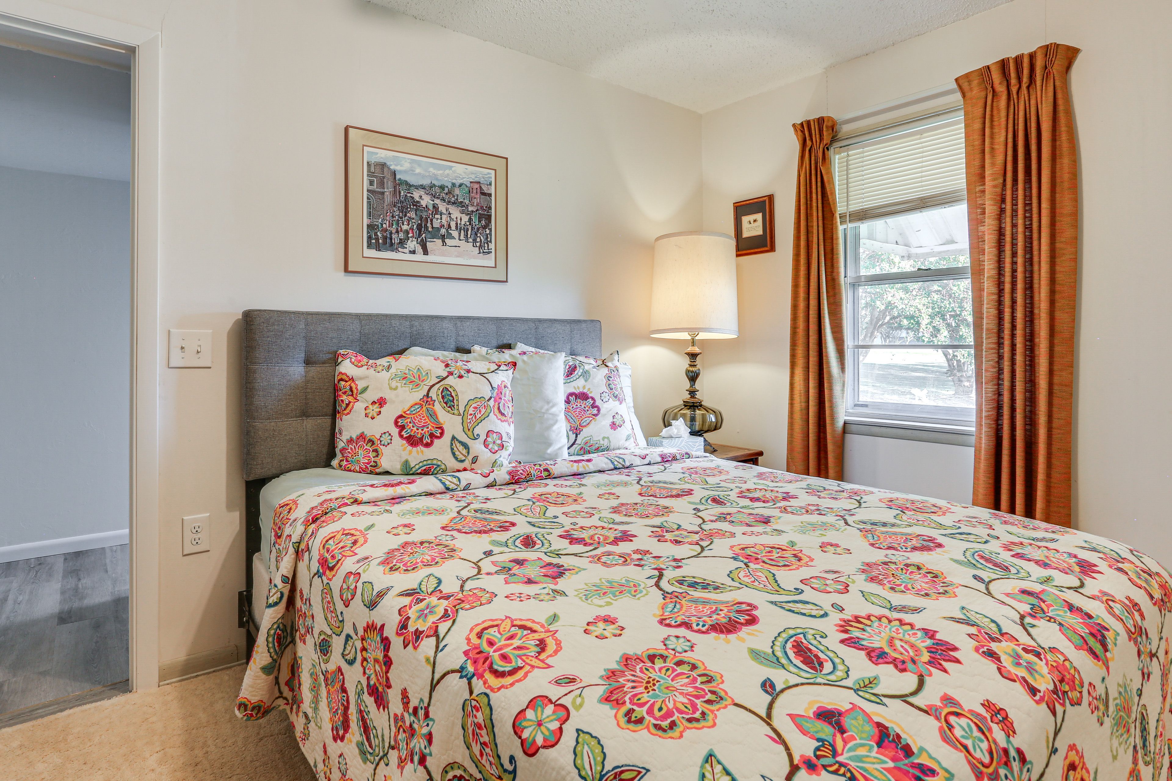 Bedroom 2 | Queen Bed