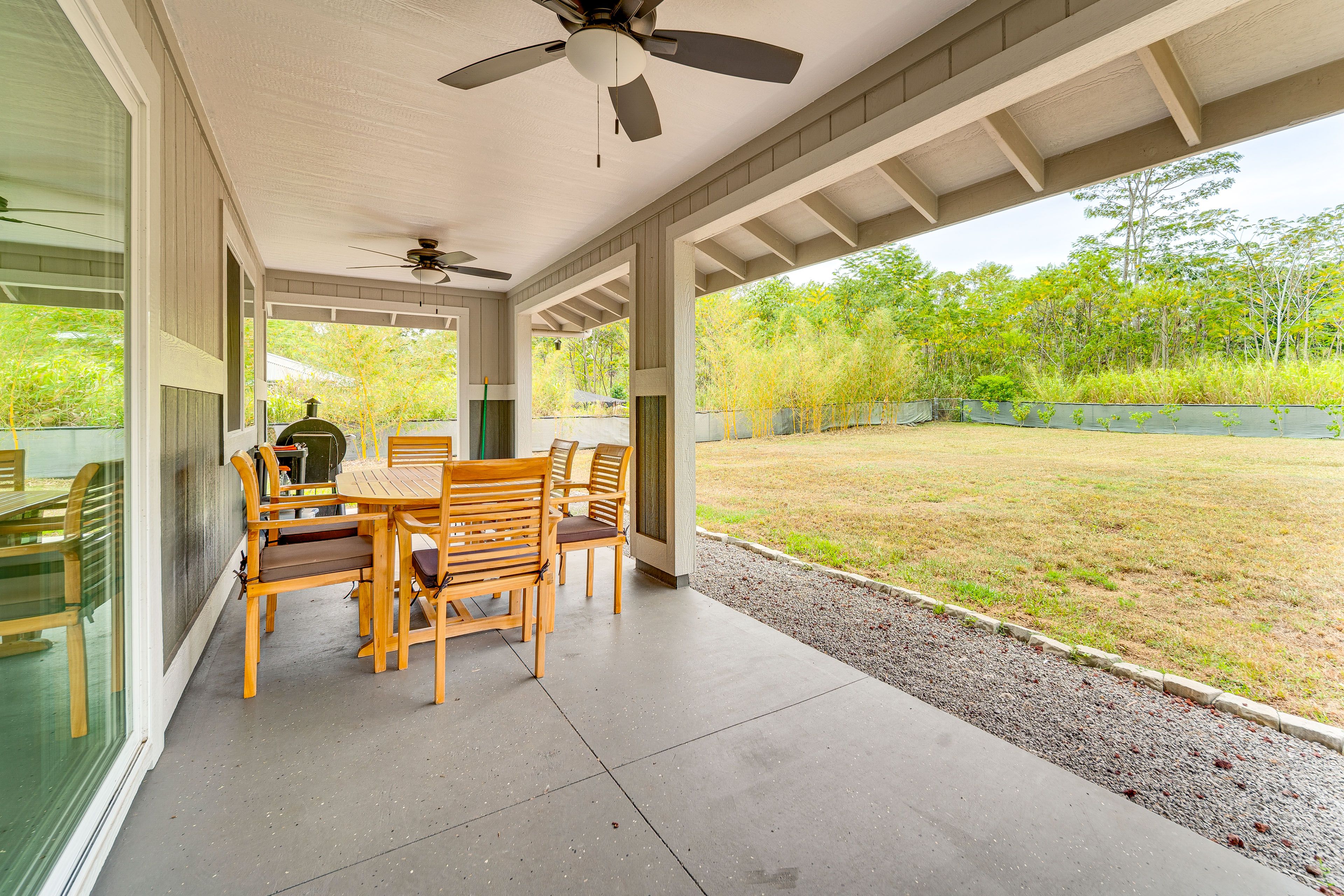 Lanai | Charcoal Grill