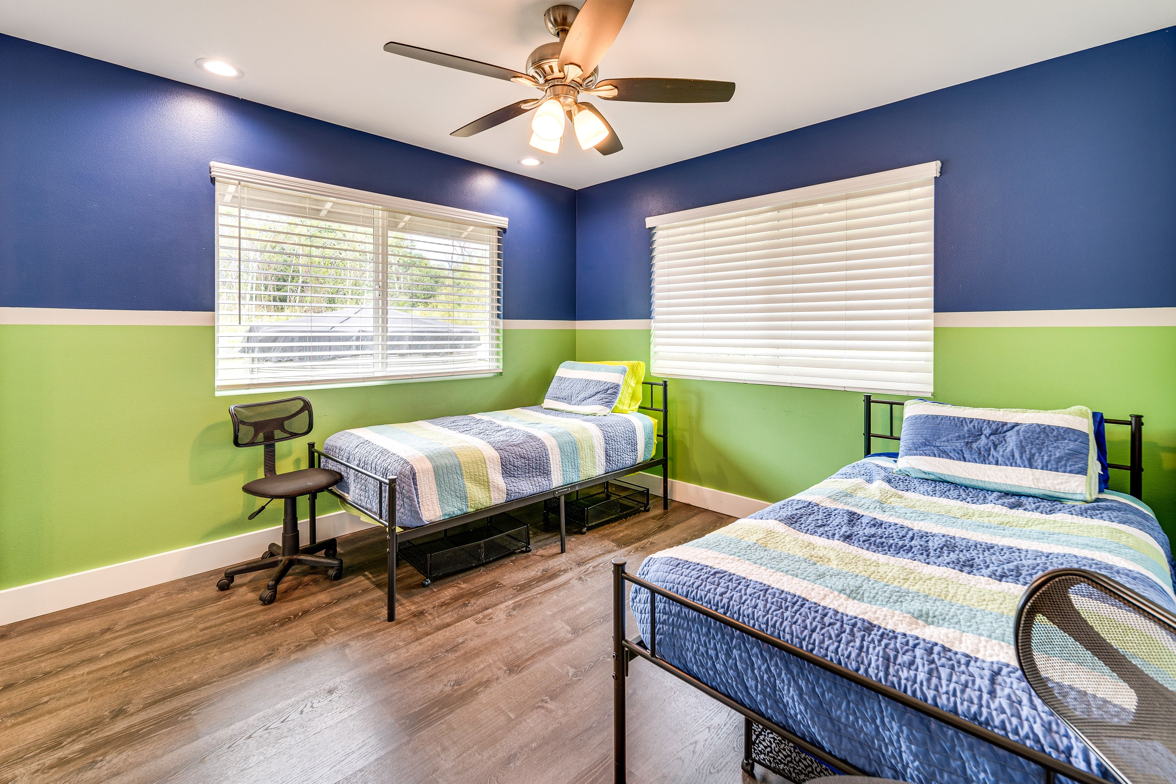 Bedroom 2 | 2 Twin Beds