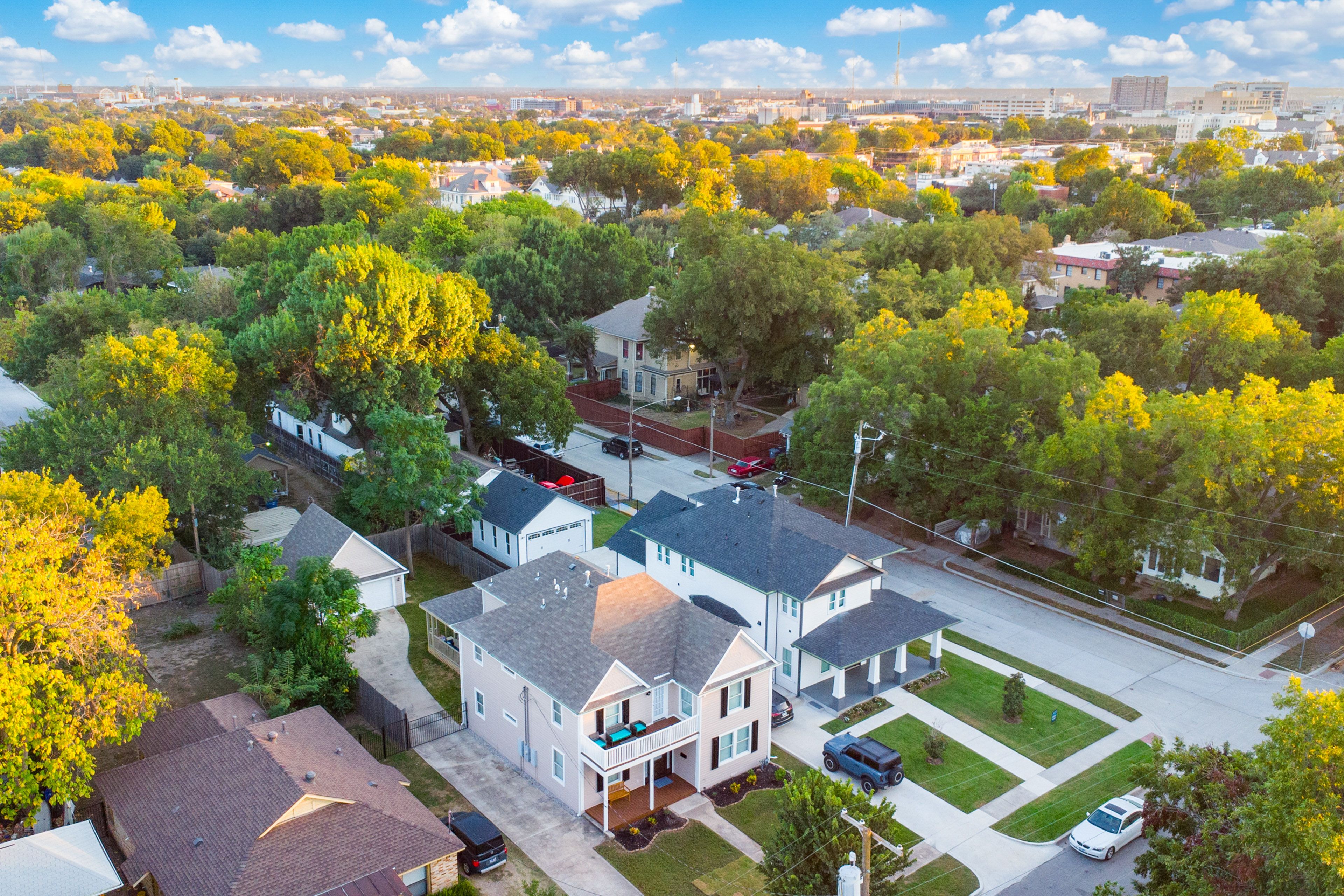 Property Exterior | Garage (2 Vehicles) | Driveway (2 Vehicles)