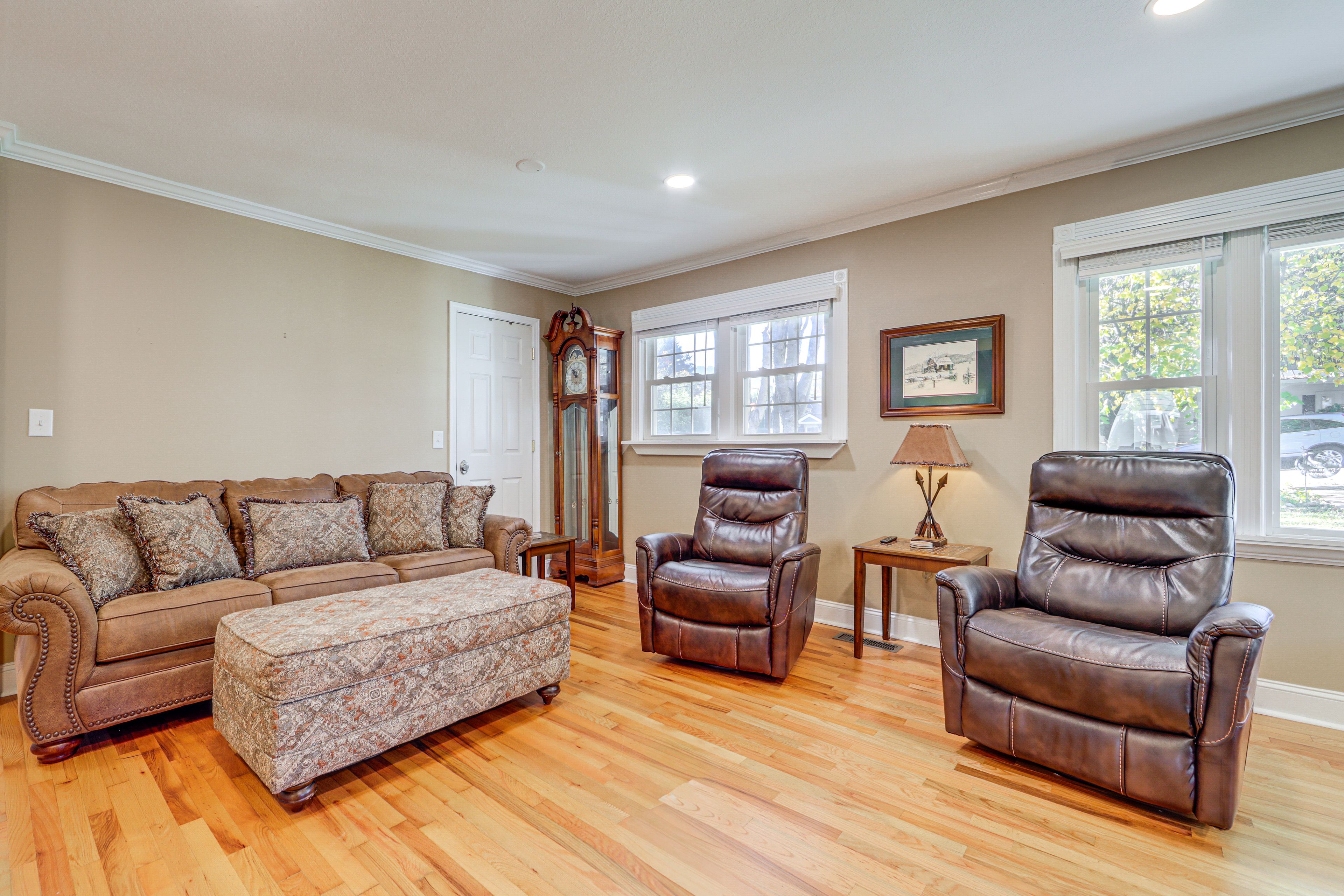Living Room | Smart TV