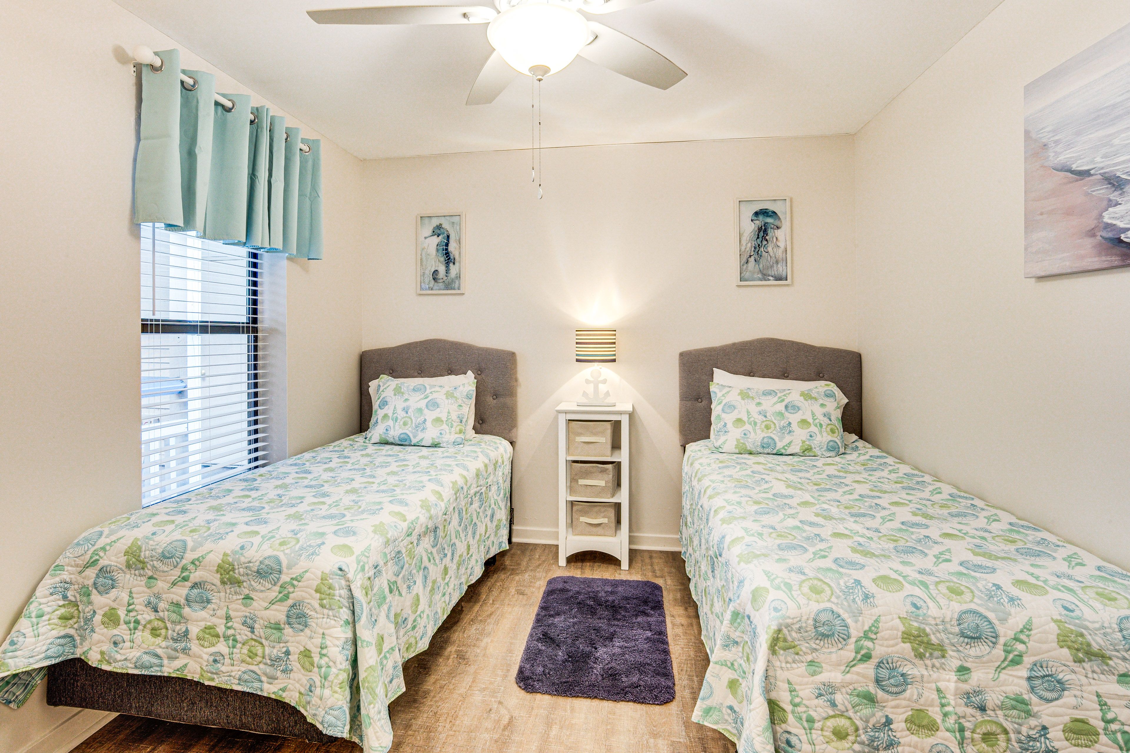 Bedroom 2 | 2 Twin Beds | Linens Provided