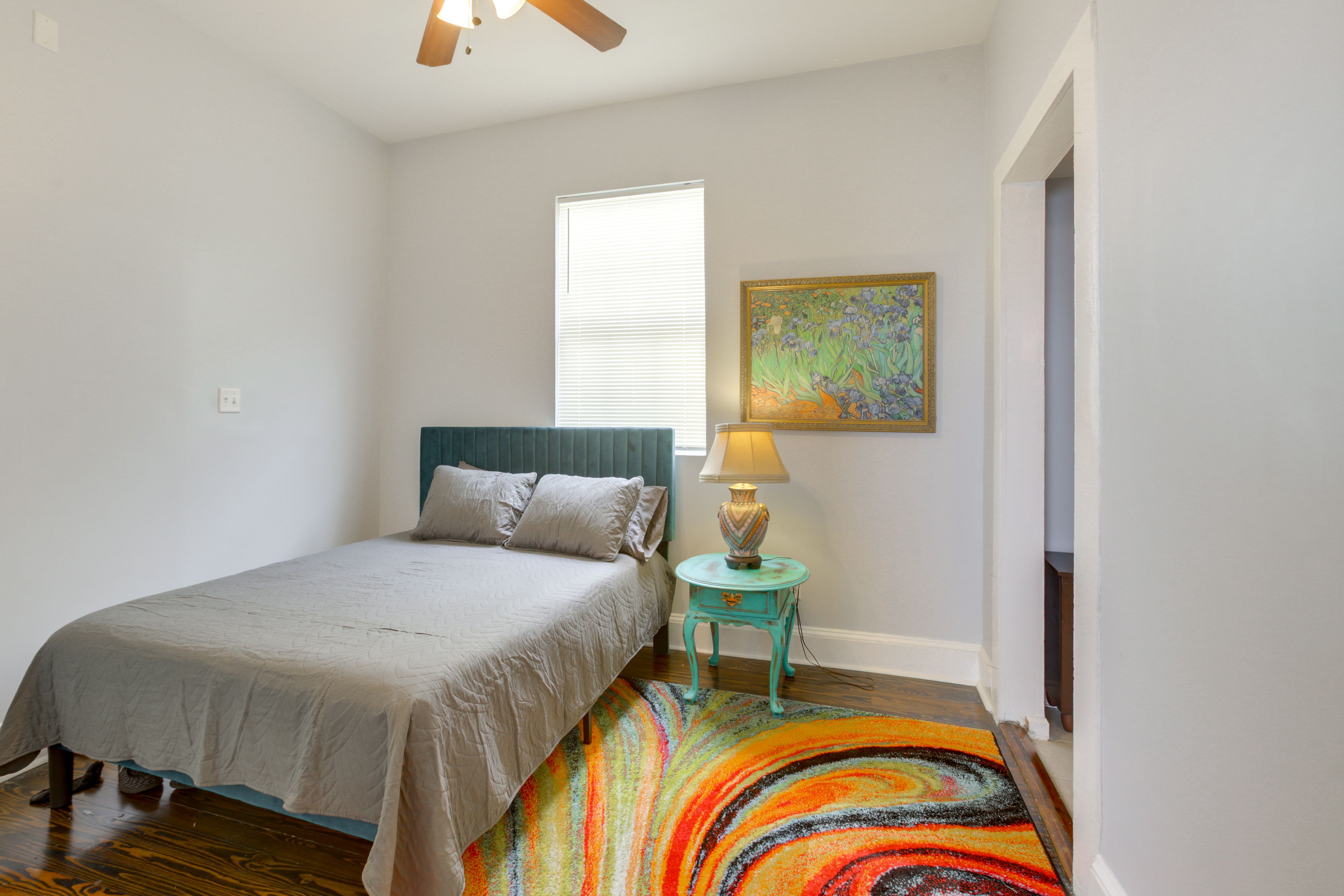 Bedroom 2 | Queen Bed