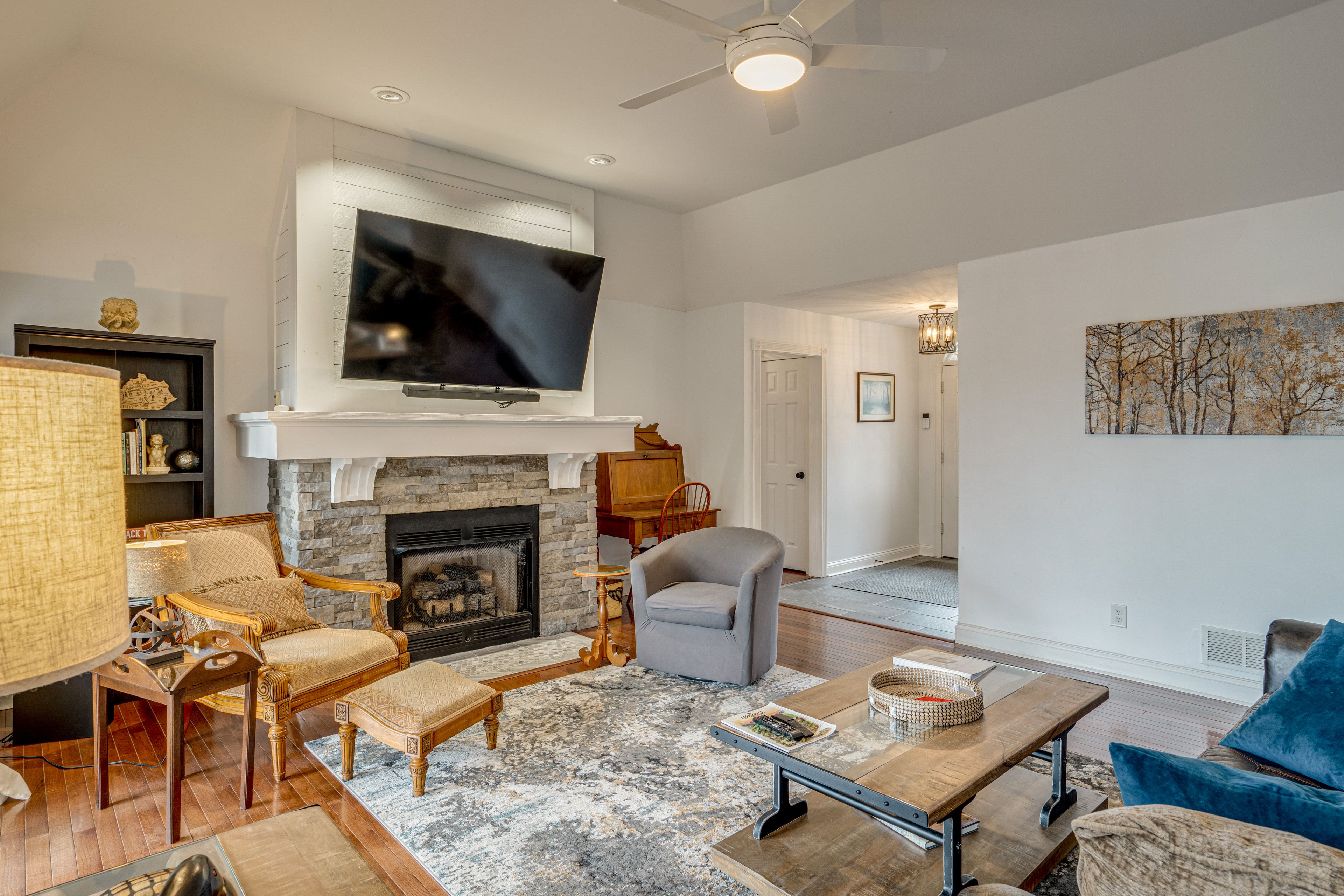 Living Room | Main Level