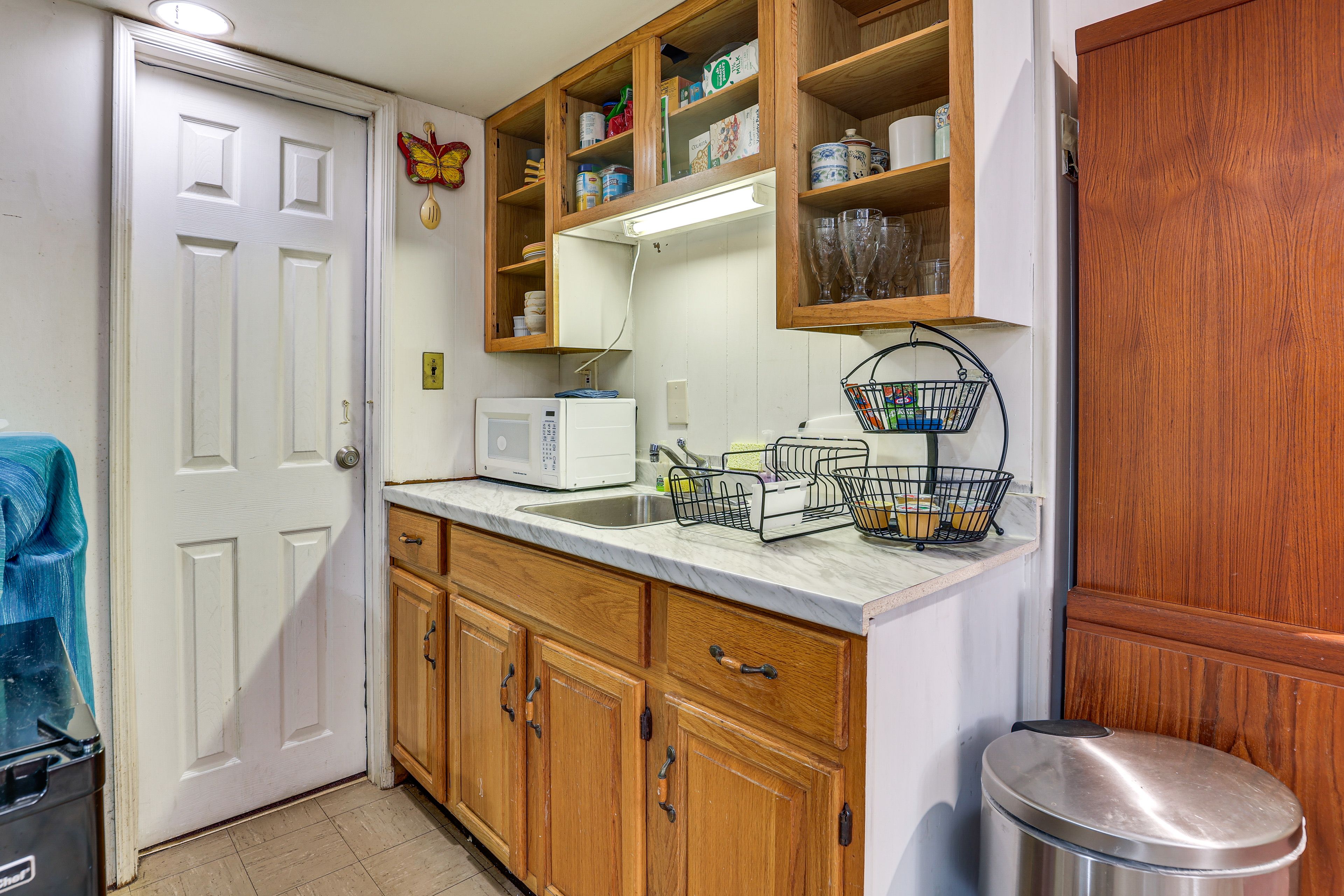 Kitchenette | Mini Fridge