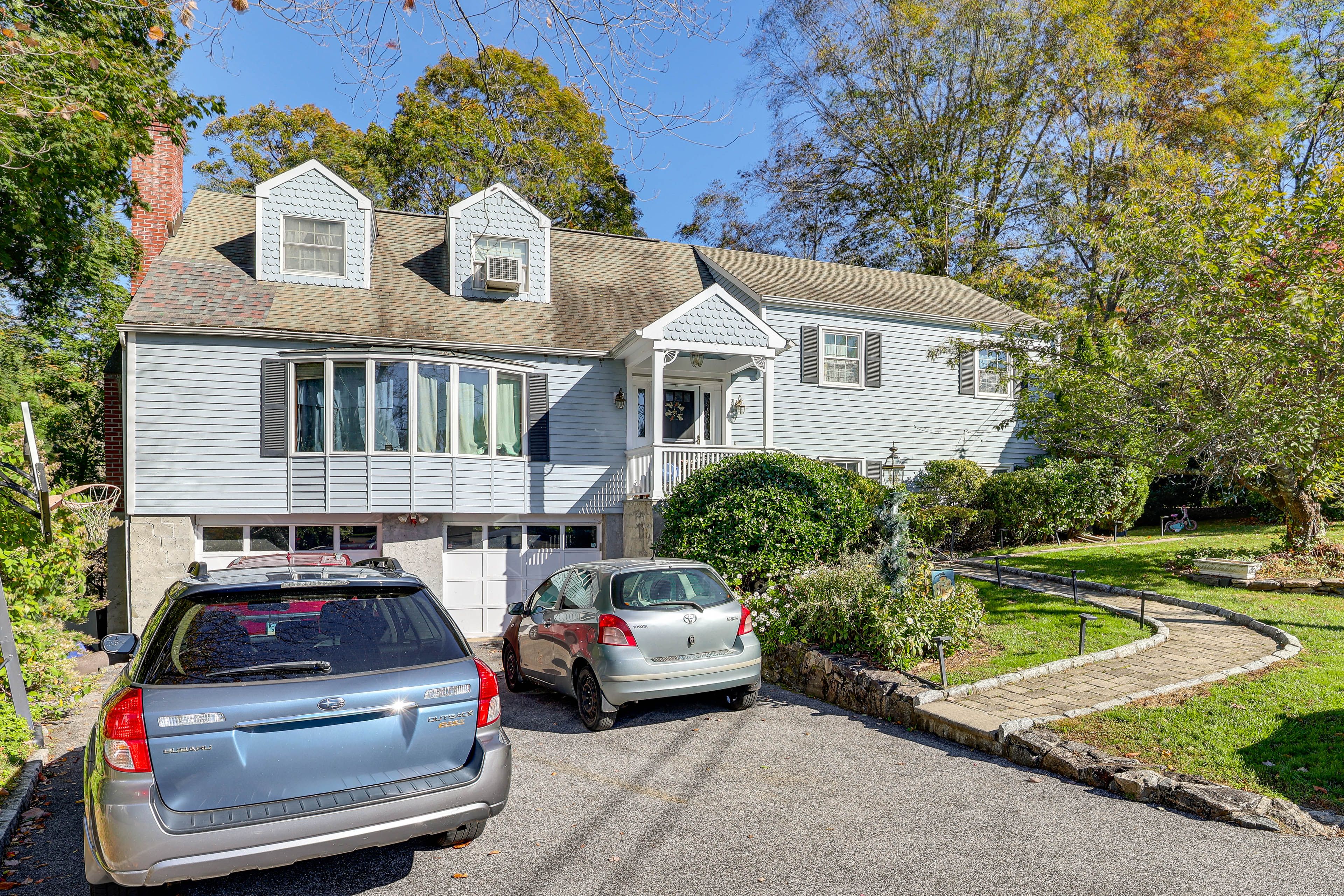 Property Exterior | Ground-Level Apartment | Shared Driveway (1 Vehicle)