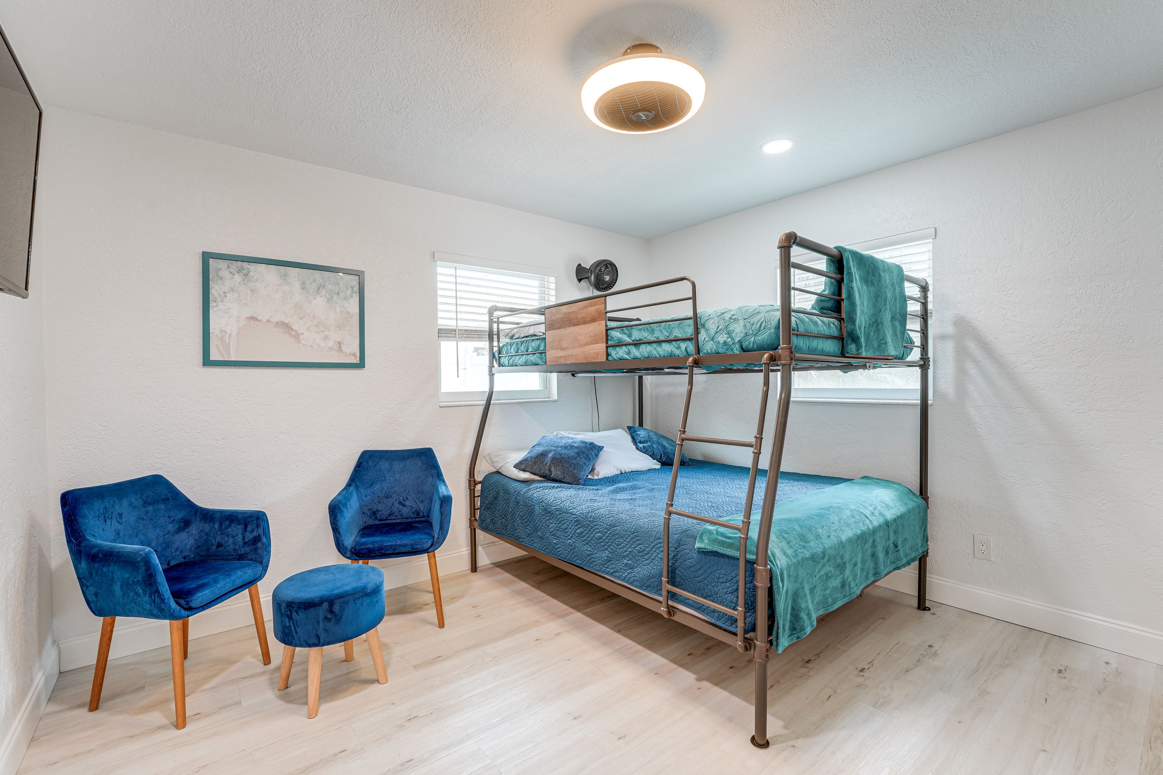 Bedroom 3 | Full/Queen Bunk Bed