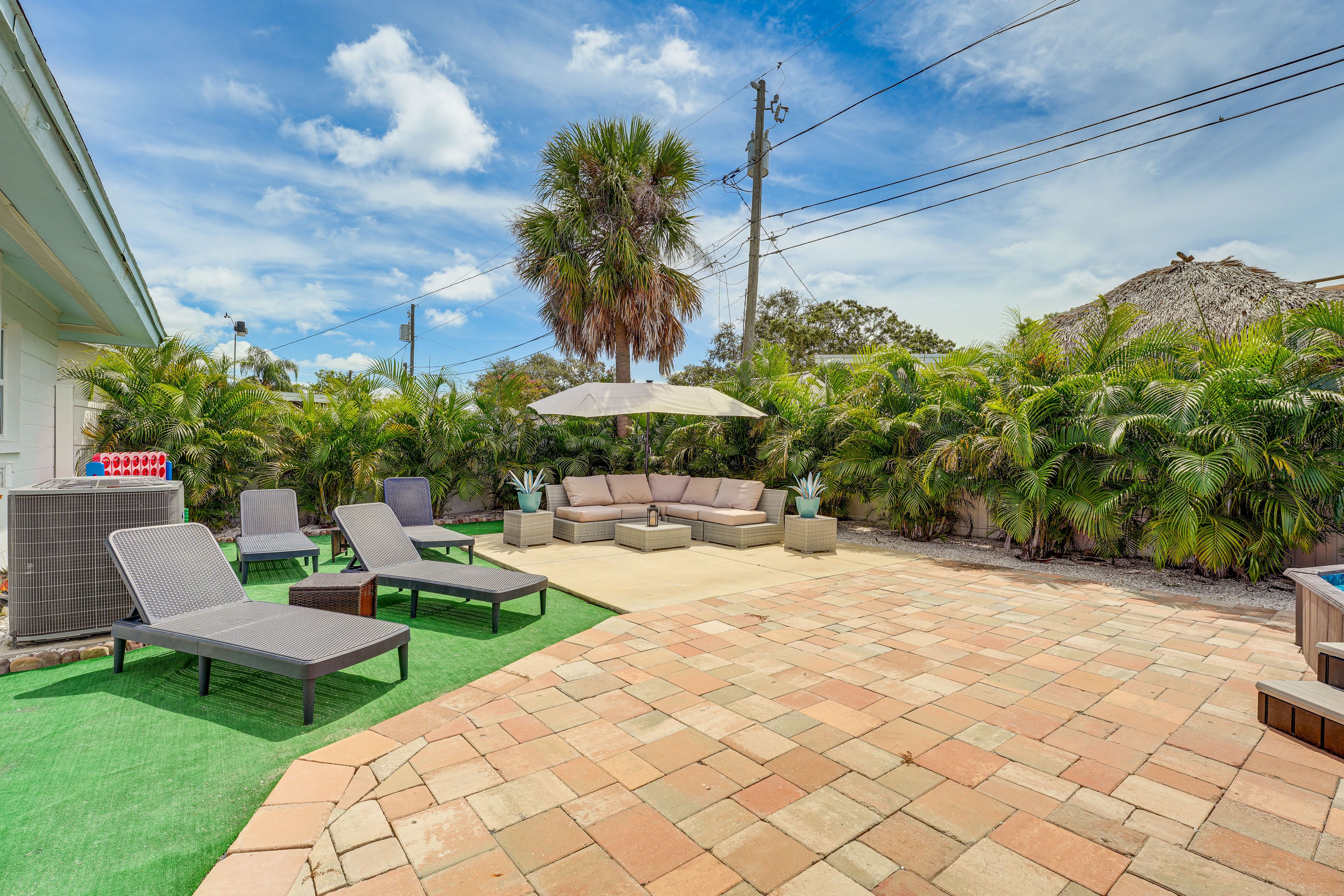 Private Patio | Outdoor Seating