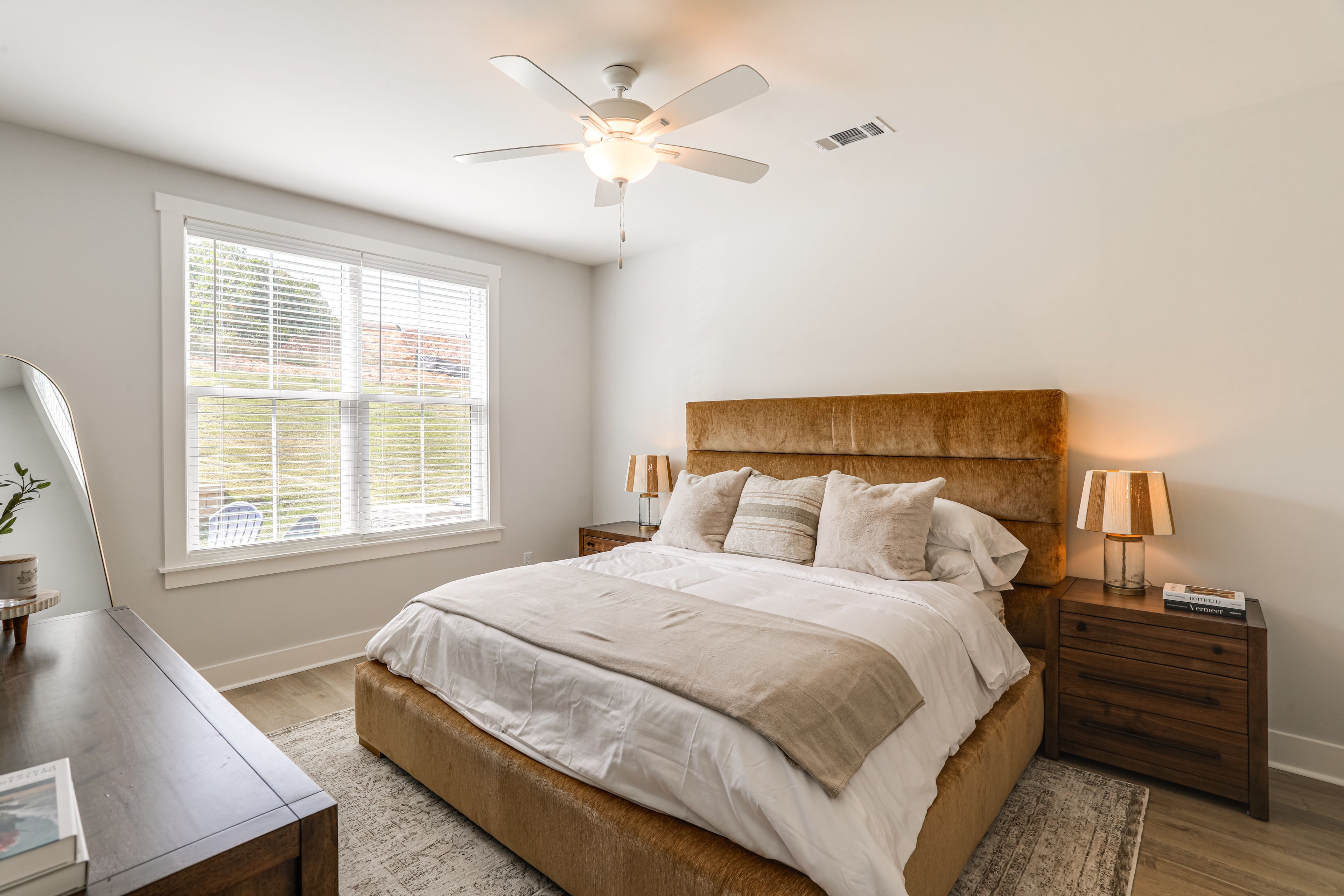 Bedroom 1 | 1st Floor | King Bed | Linens Provided