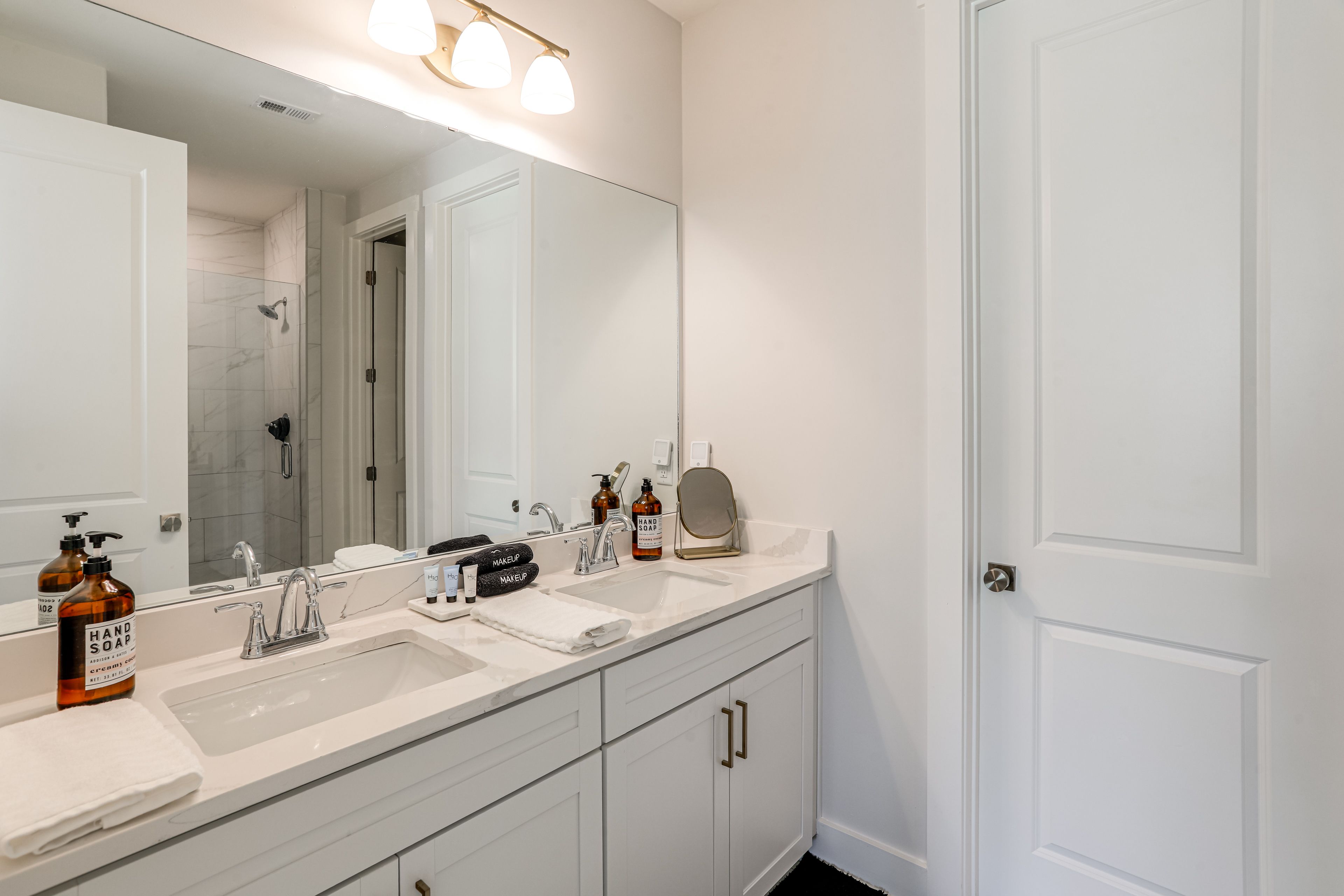 En-Suite Bathroom | 1st Floor | Towels Provided
