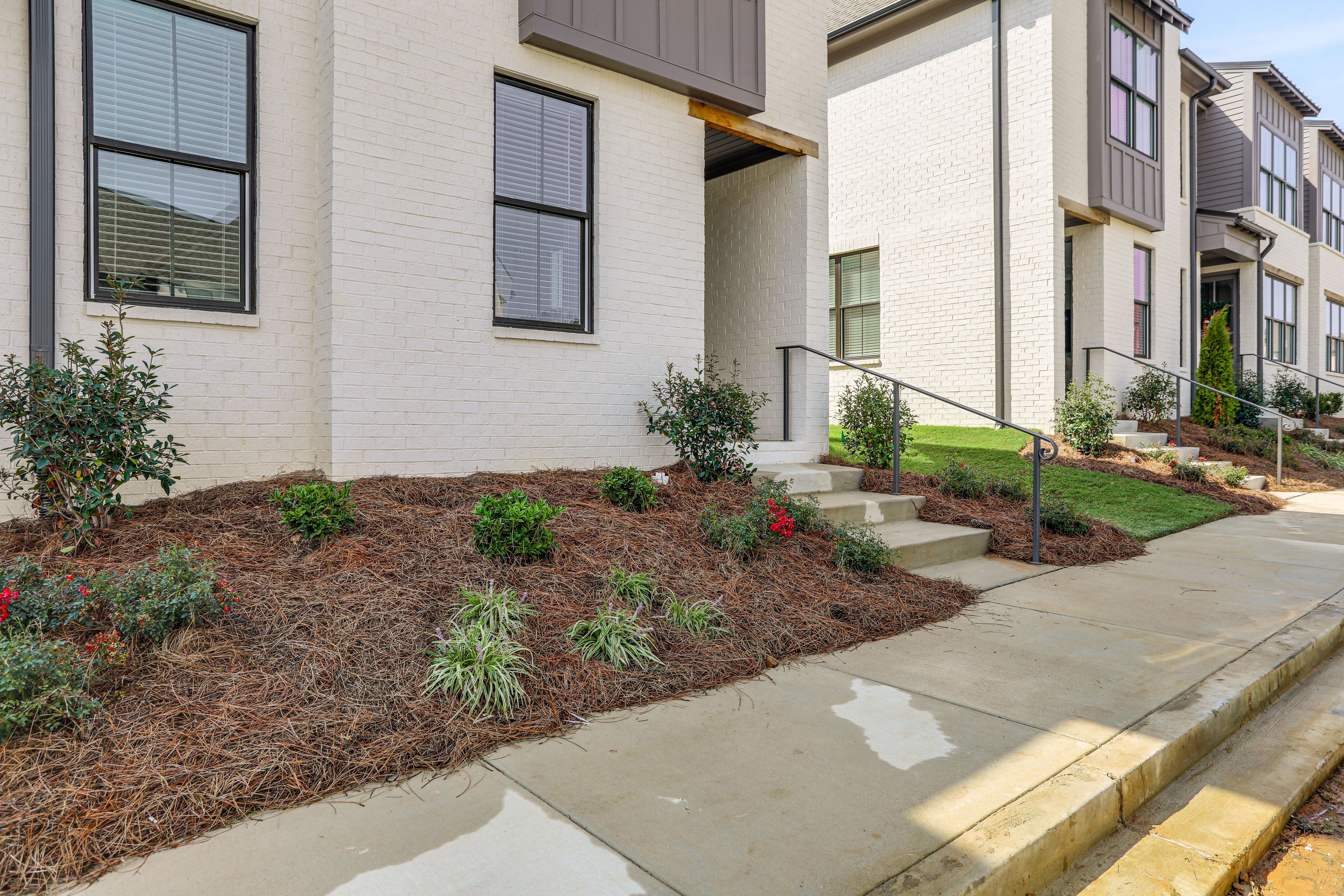 Parking | Community Lot (First-Come, First-Served)