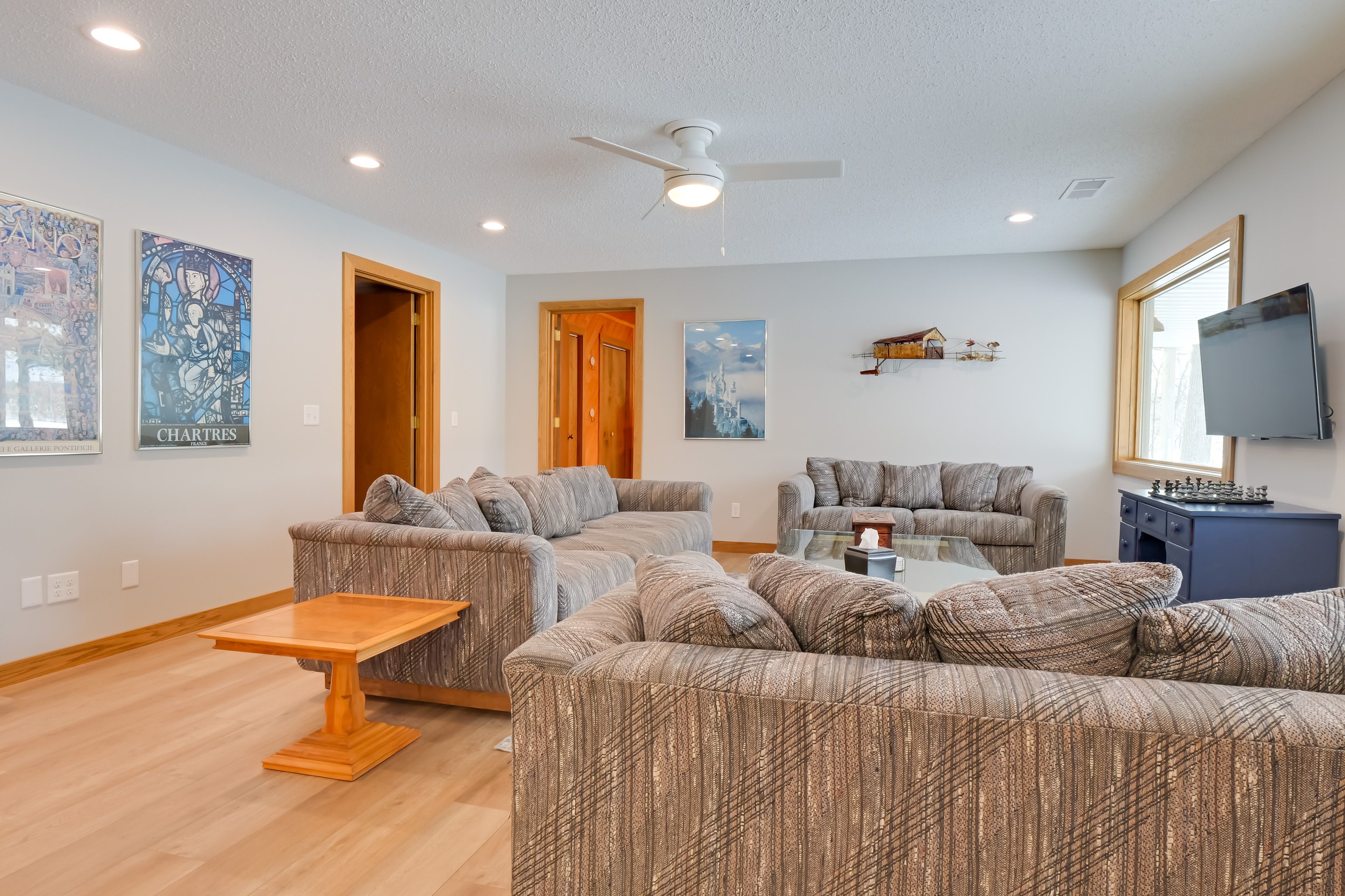 Living Room | Smart TV