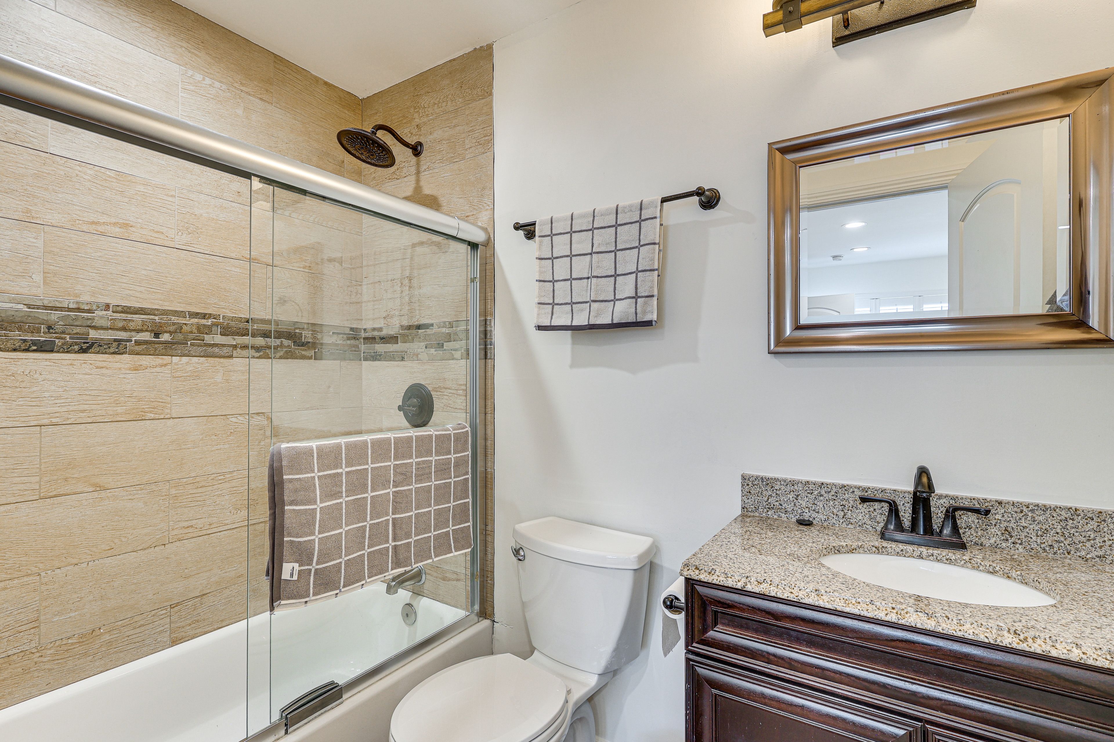 Bathroom | Towels Provided