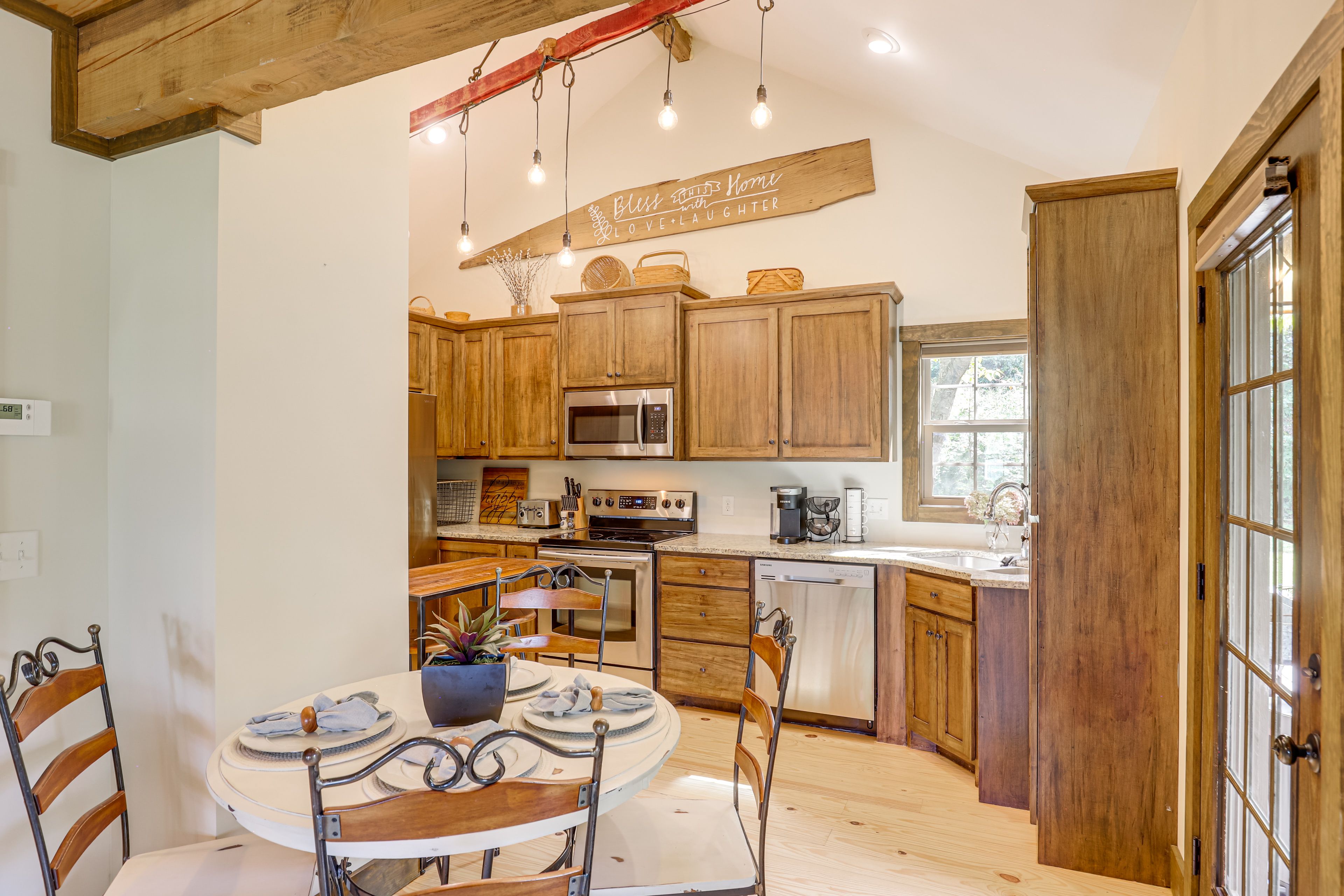 Kitchen | 1st Floor