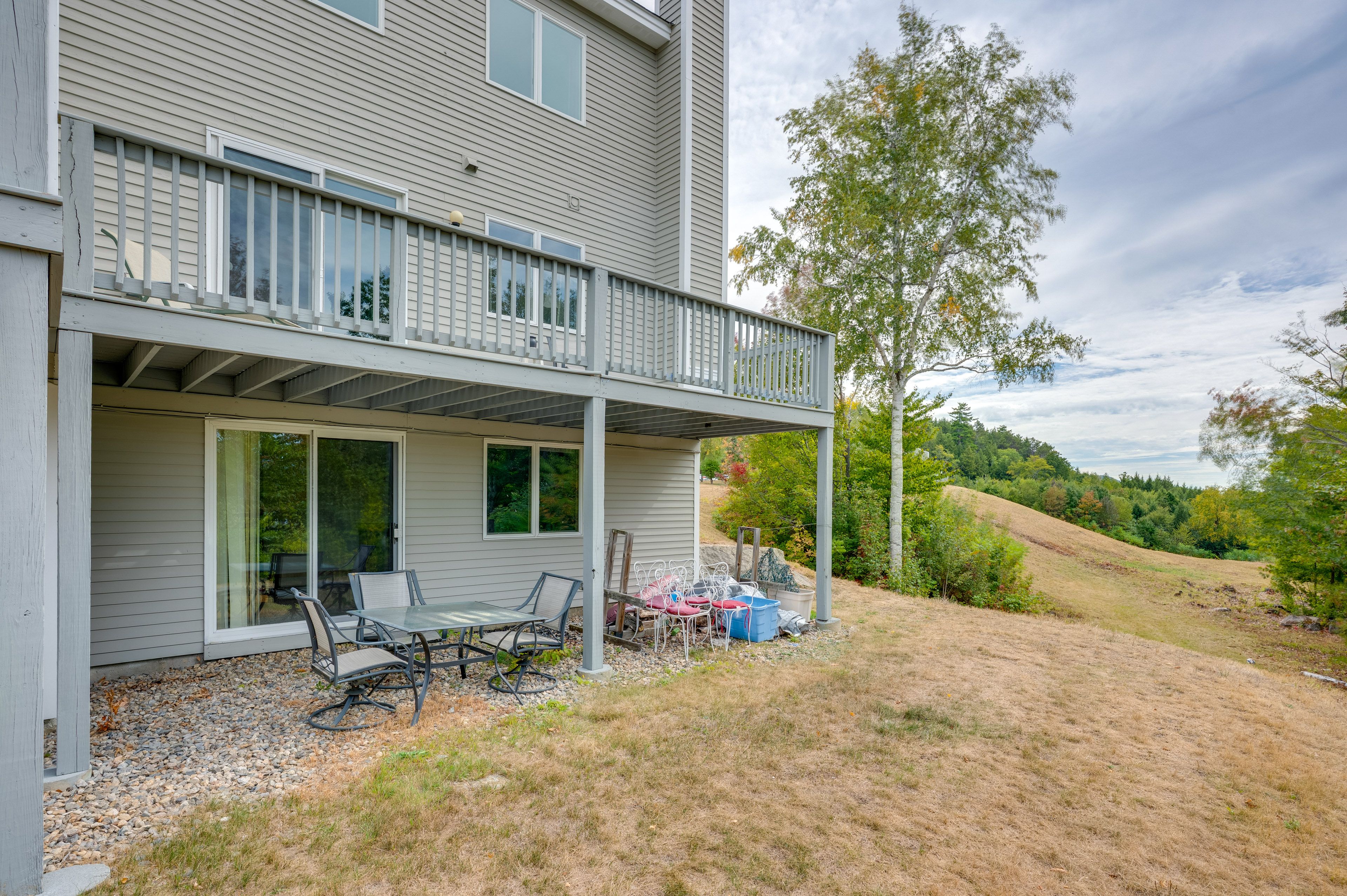 Lower Patio | Dining Set