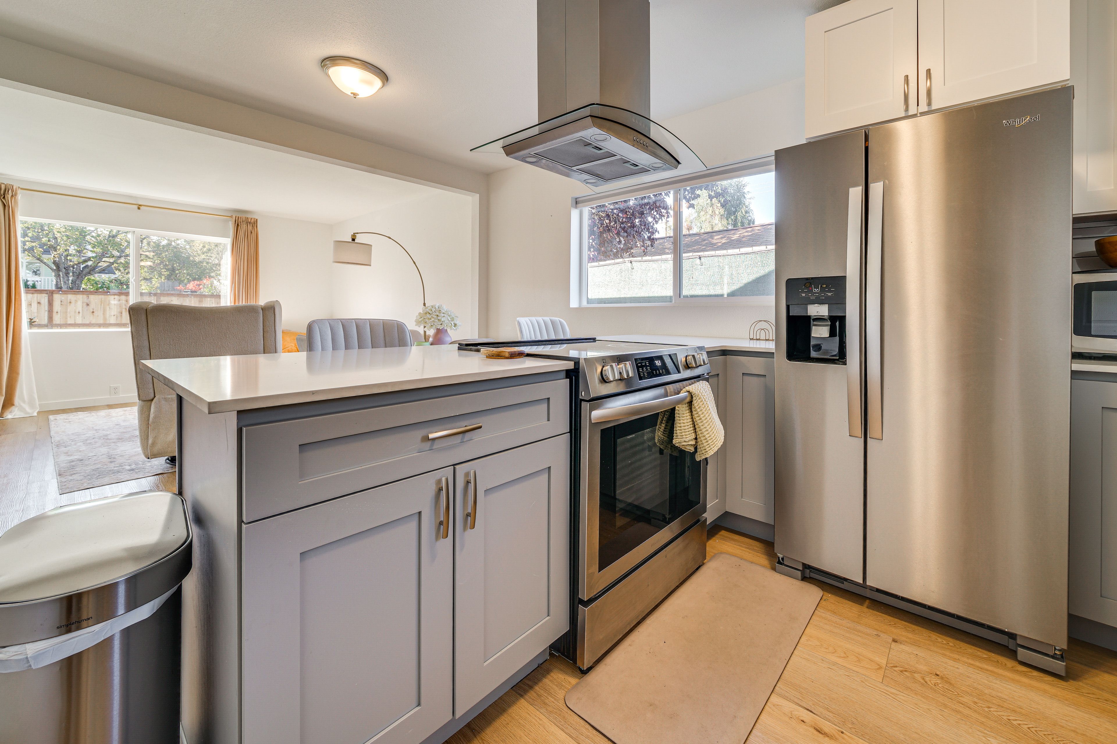 Kitchen | Dishwasher | Microwave | Toaster