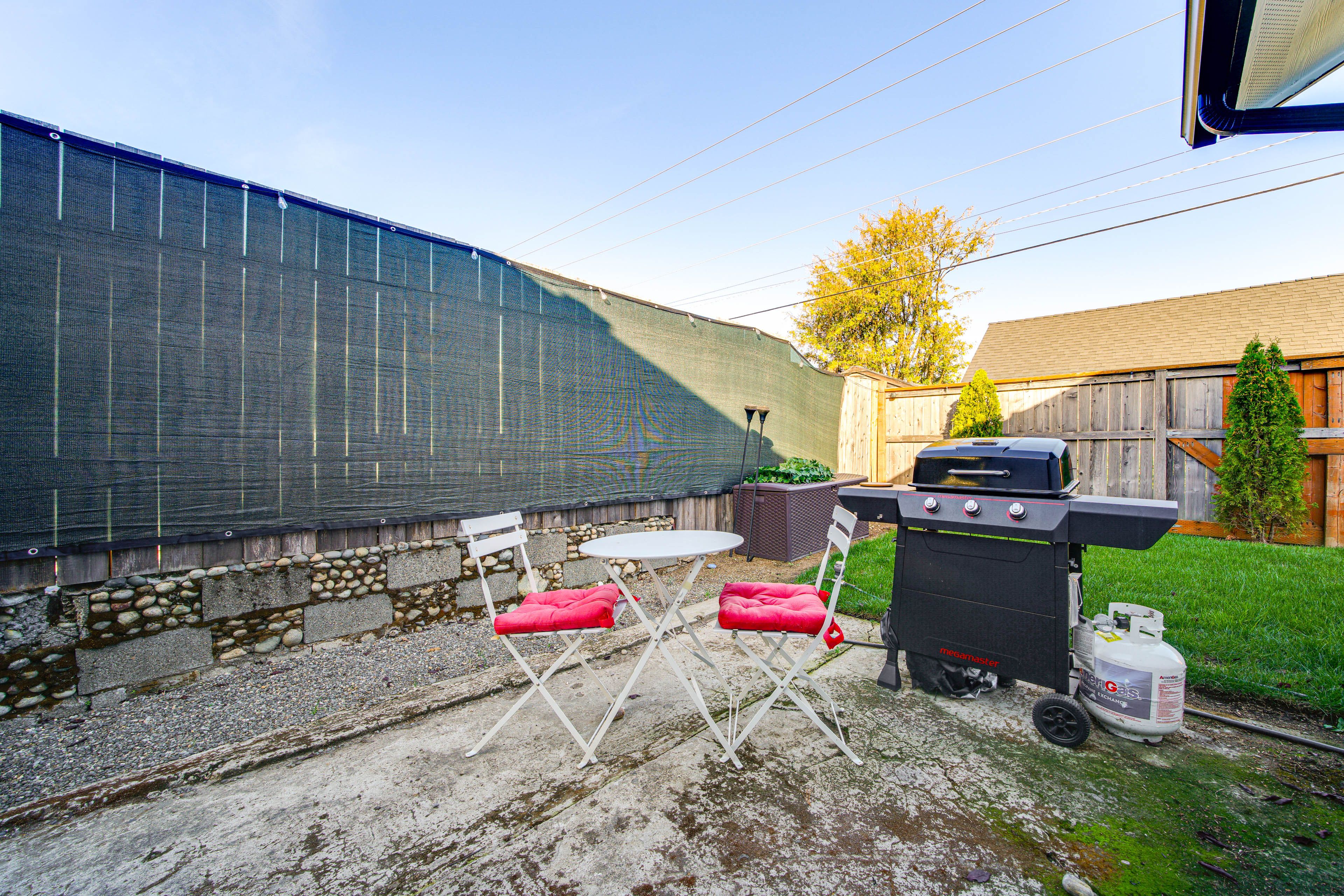 Private Patio | Gas Grill | Dining Area
