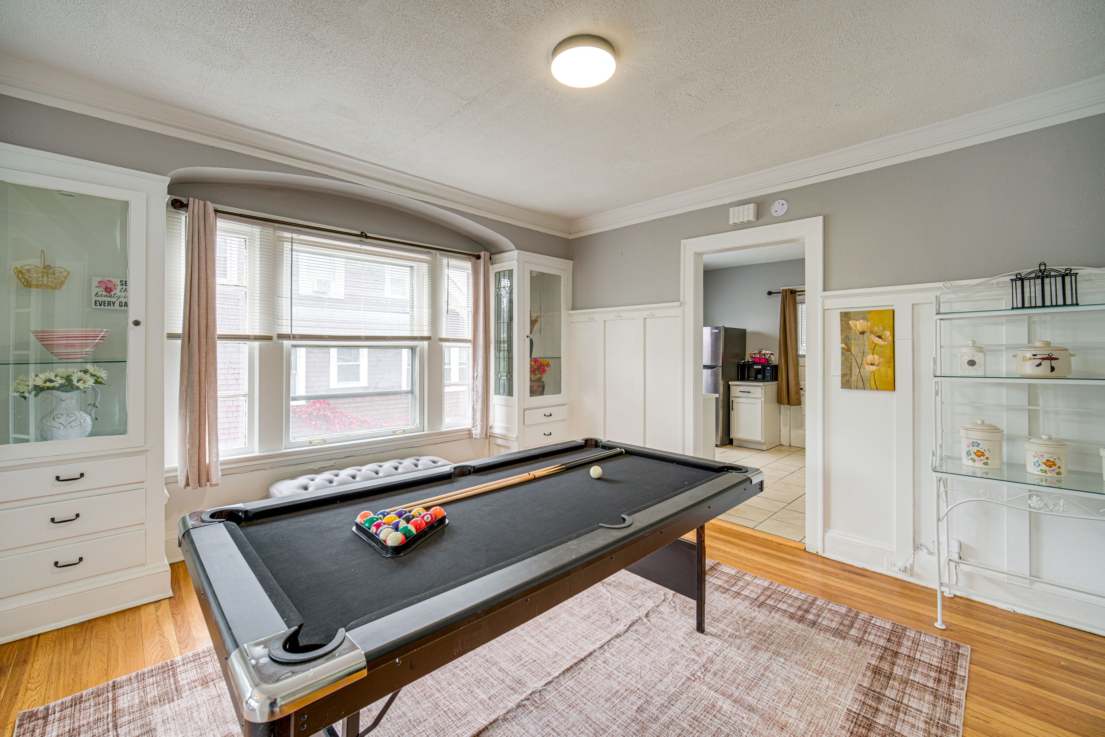 Den | Pool Table | Main Floor
