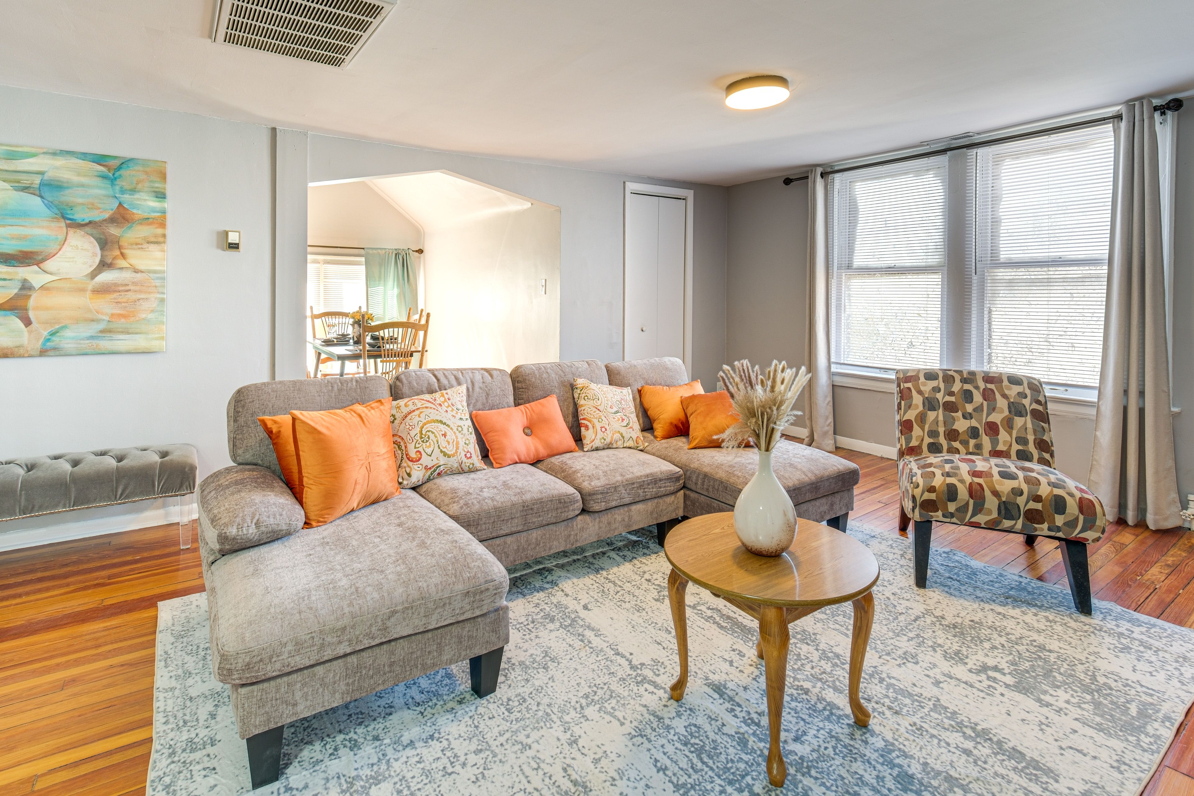 Cleveland Heights Vacation Rental | 1BR | 1BA | Stairs Required | 650 Sq Ft