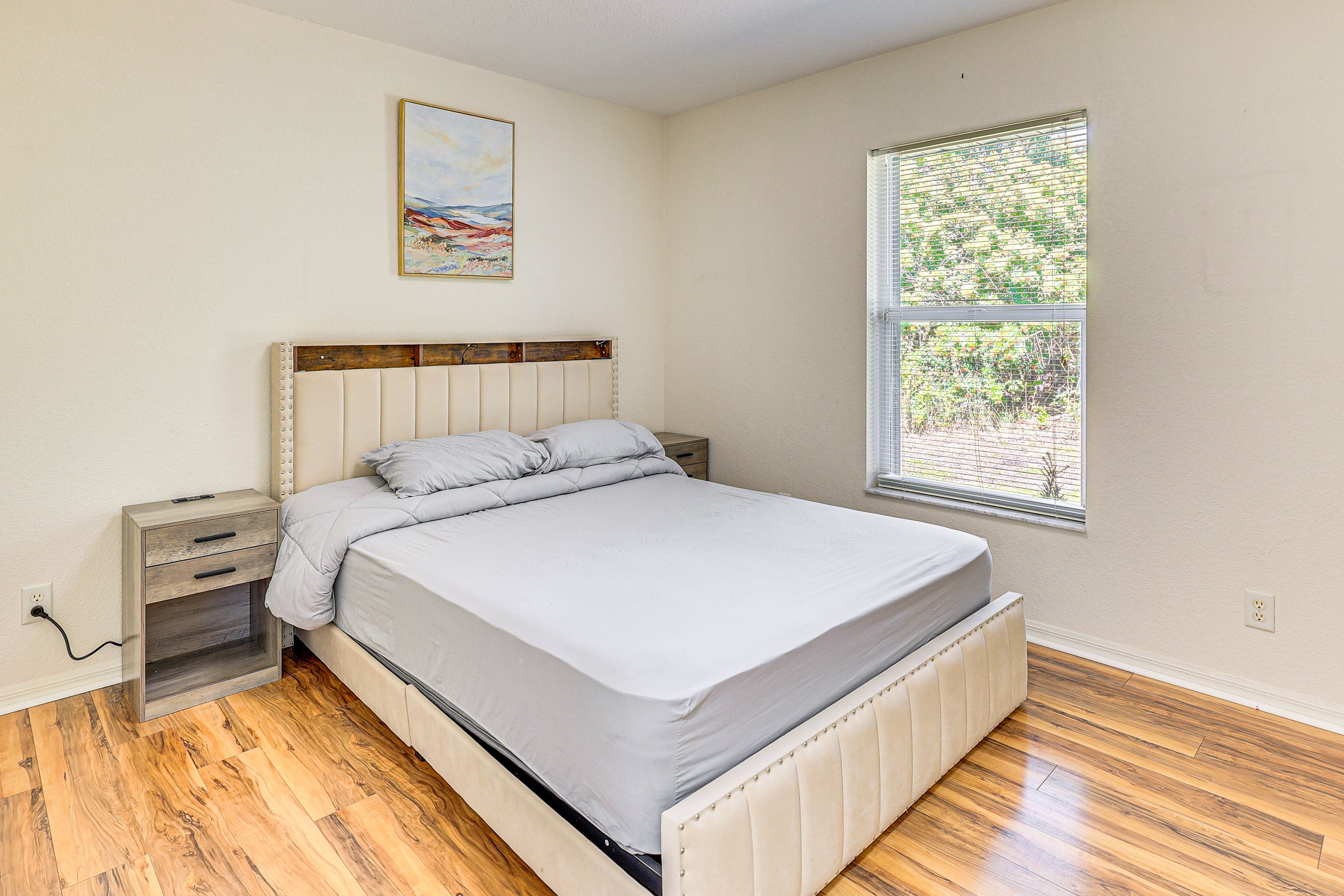 Bedroom 2 | King Bed