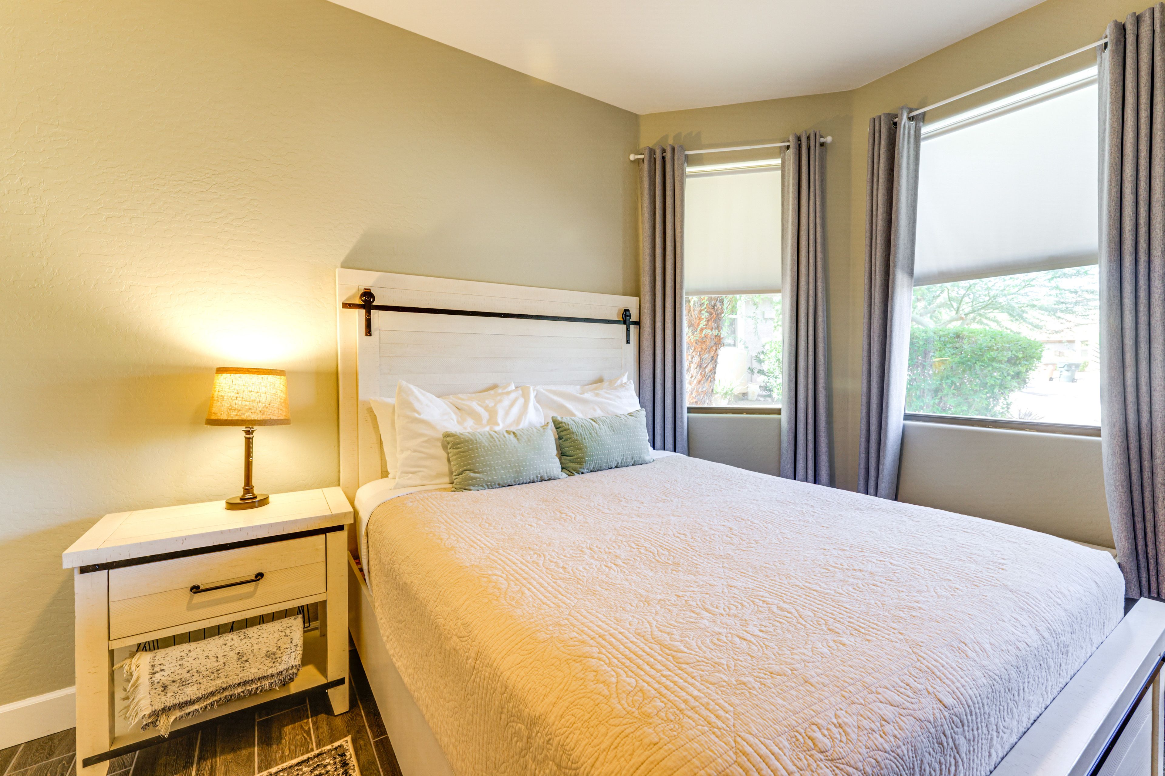 Bedroom 4 | Queen Bed | 1st Floor