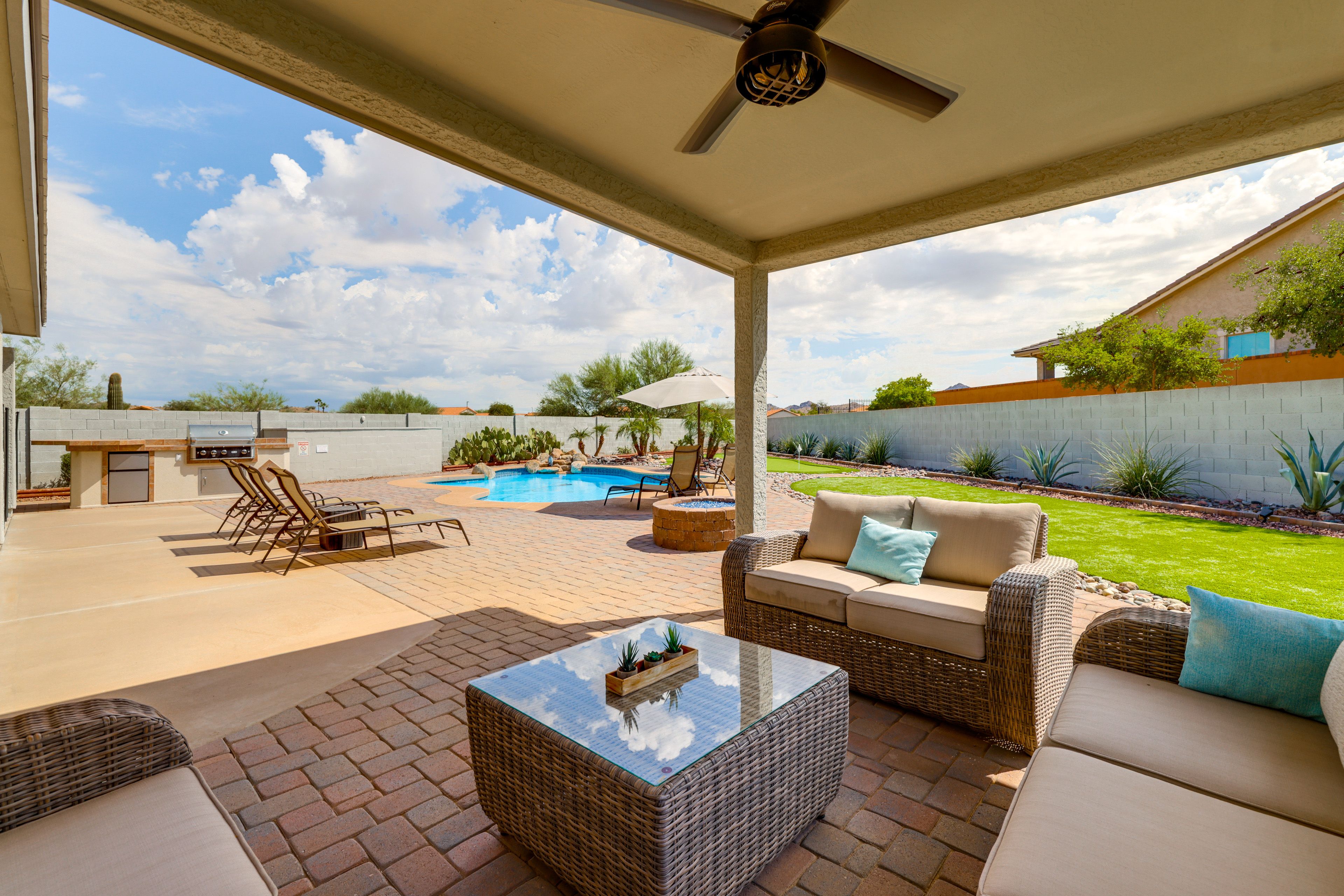 Private Patio | Outdoor Kitchen w/ Grill