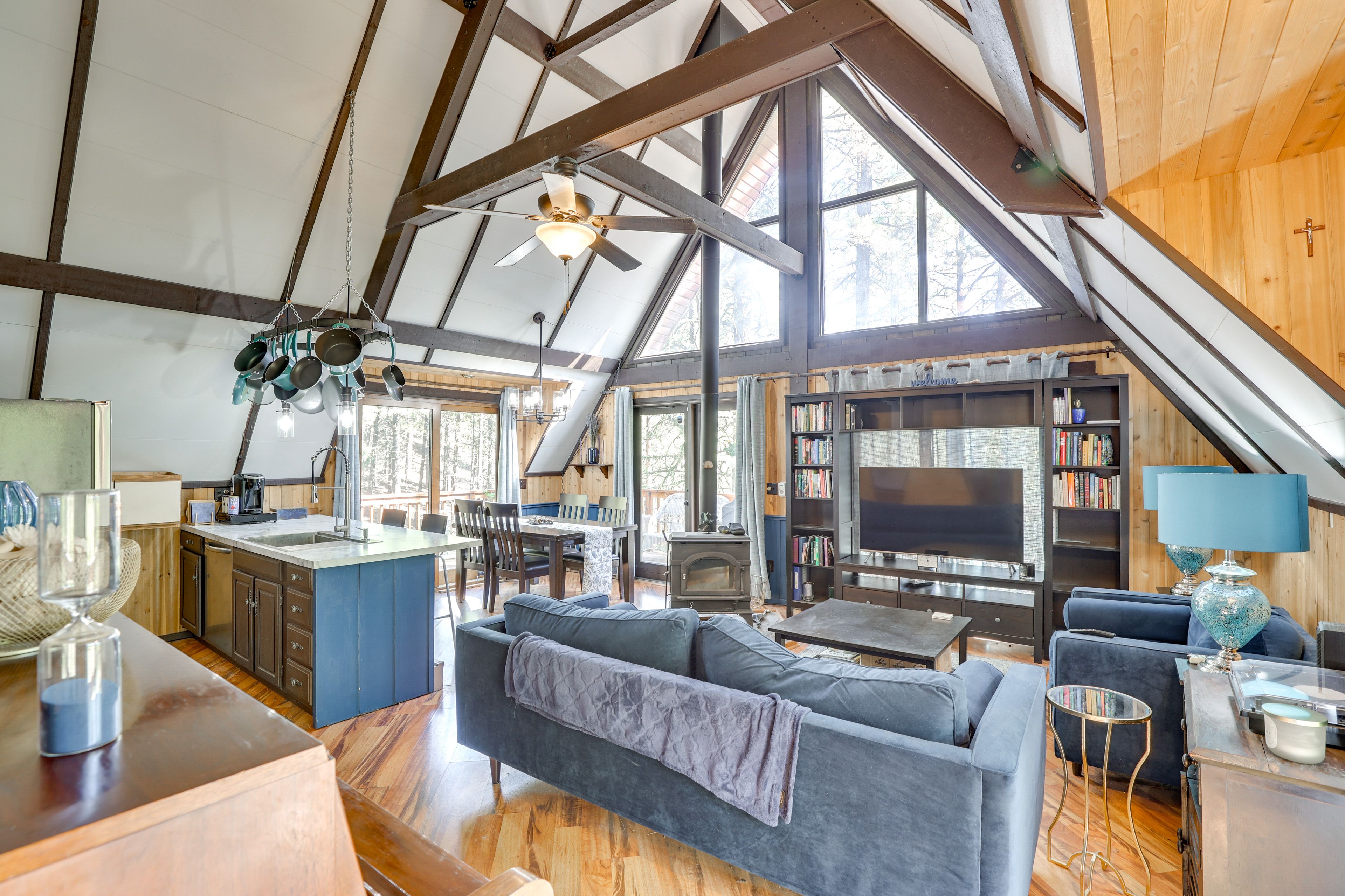 Living Area | Kitchen | Dining Table | 1st Floor