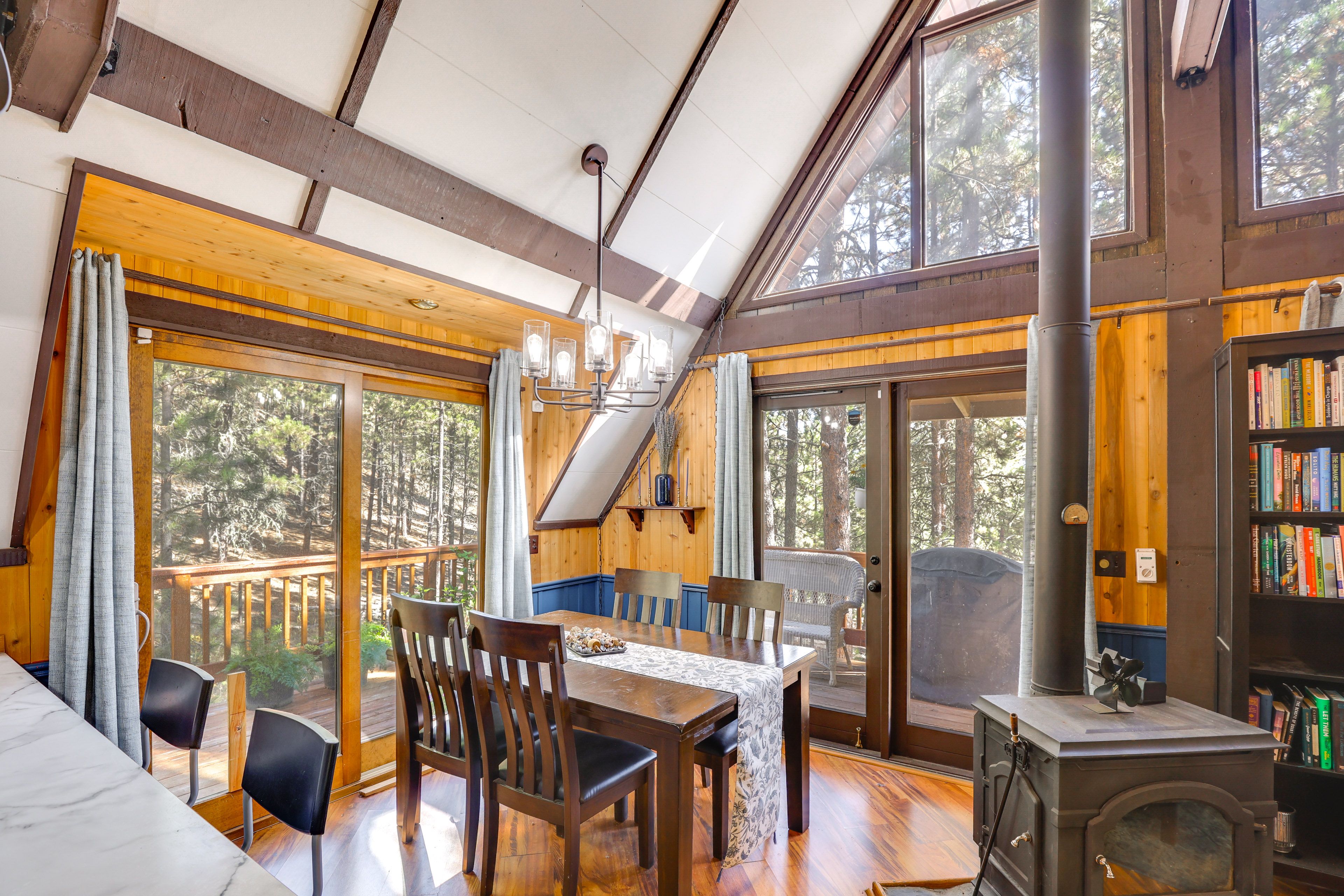Dining Area | 1st Floor