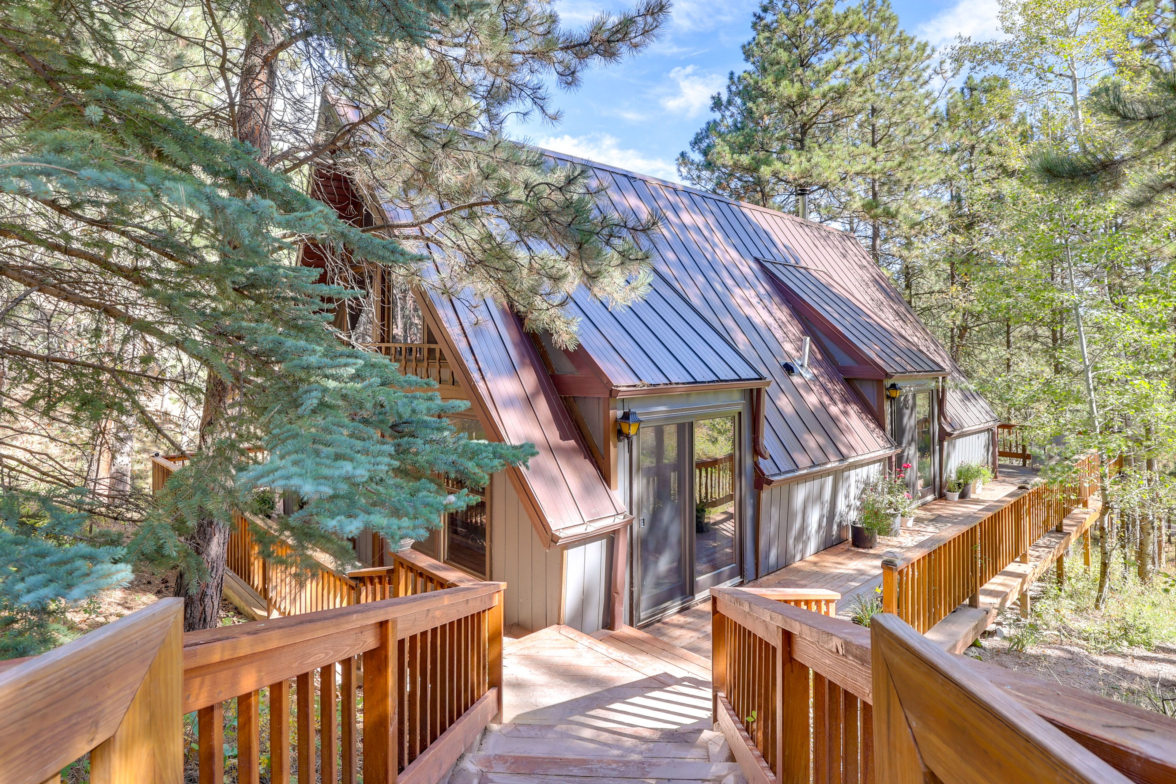 Rapid City Vacation Rental | 3BR | 1.5BA | 1,950 Sq Ft