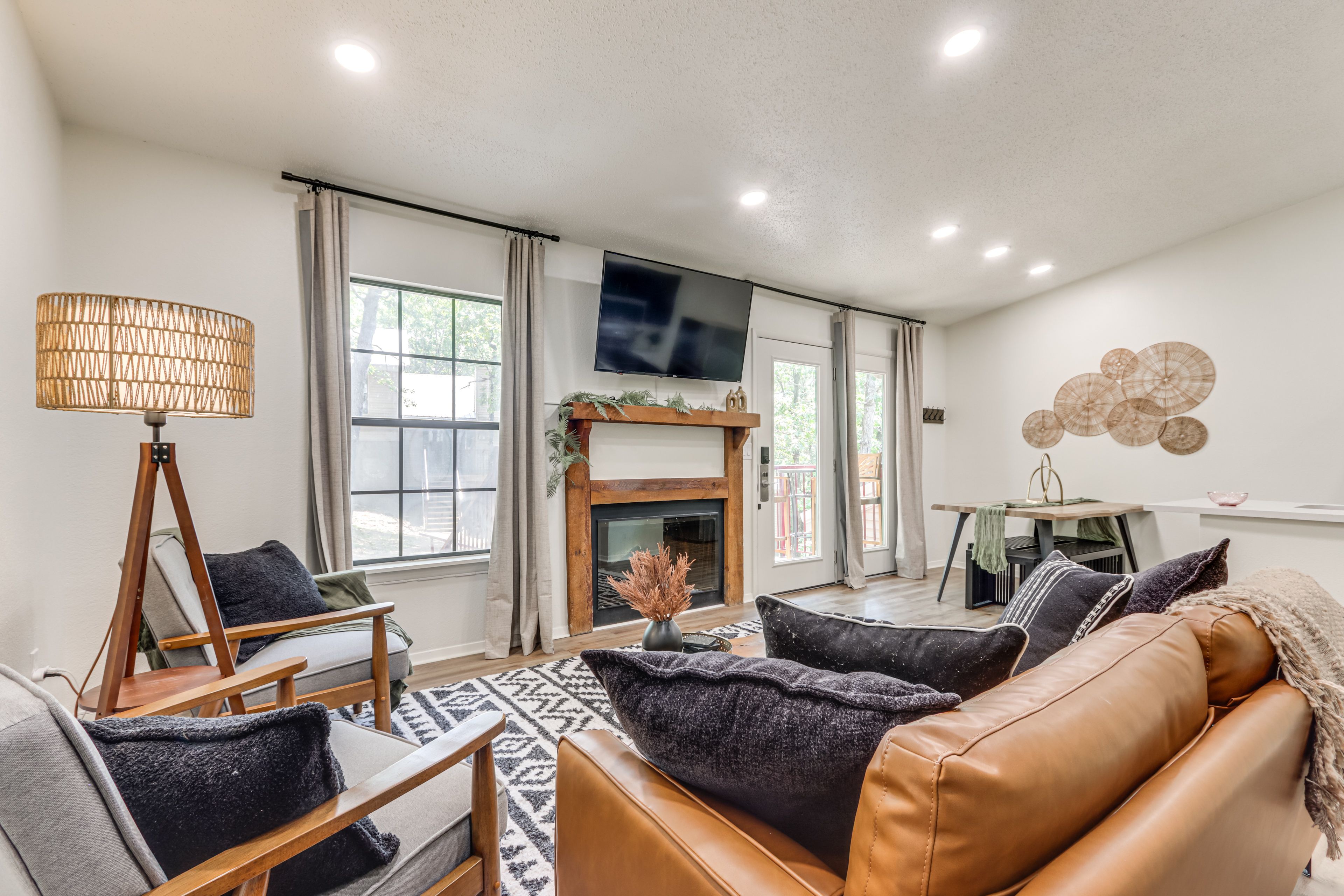 Kimberling City Vacation Rental | 2BR | 2BA | Stairs Required | 726 Sq Ft