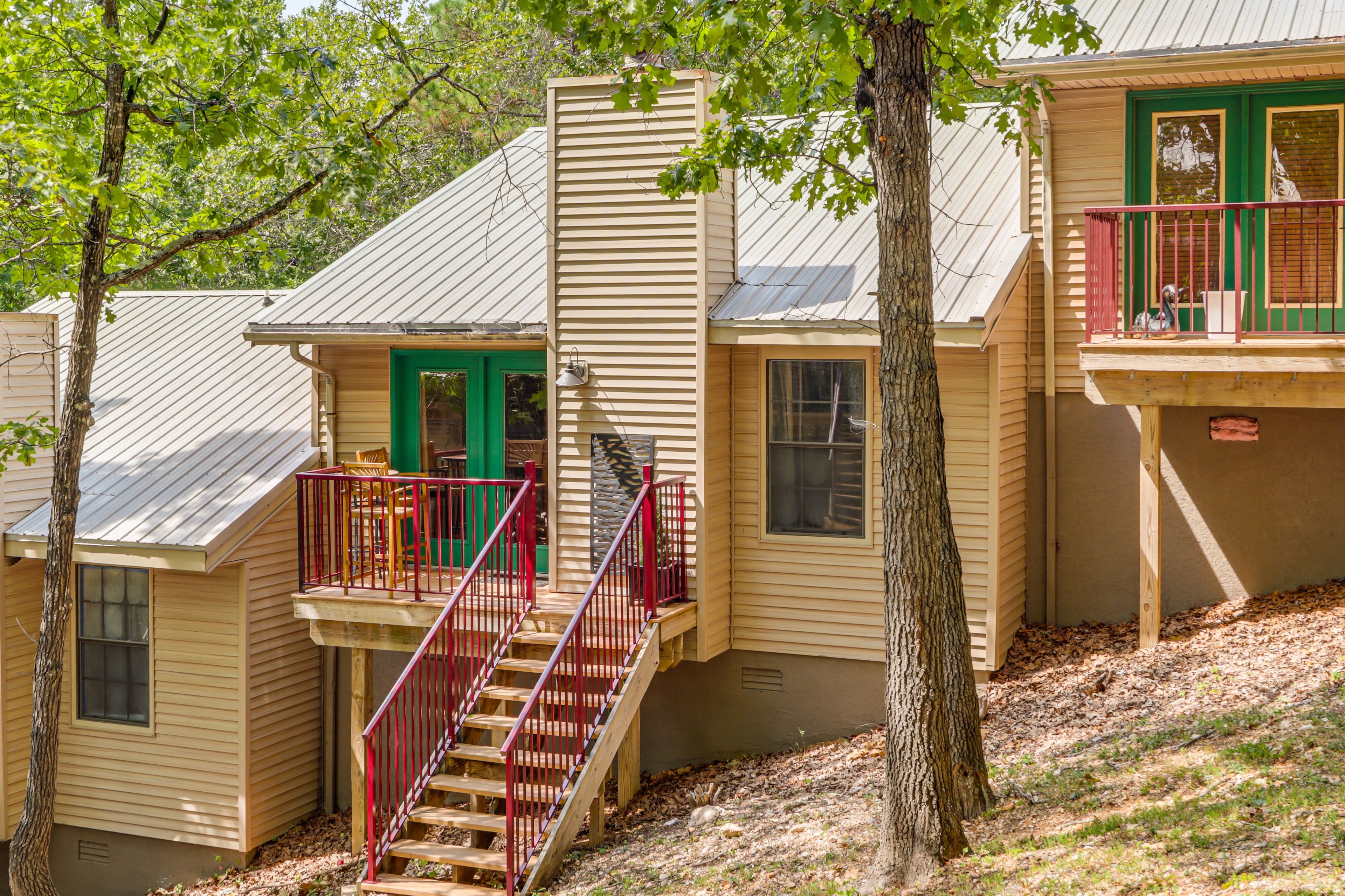 Property Exterior | Community Parking Lot (2 Vehicles) | Boat/Trailer Parking