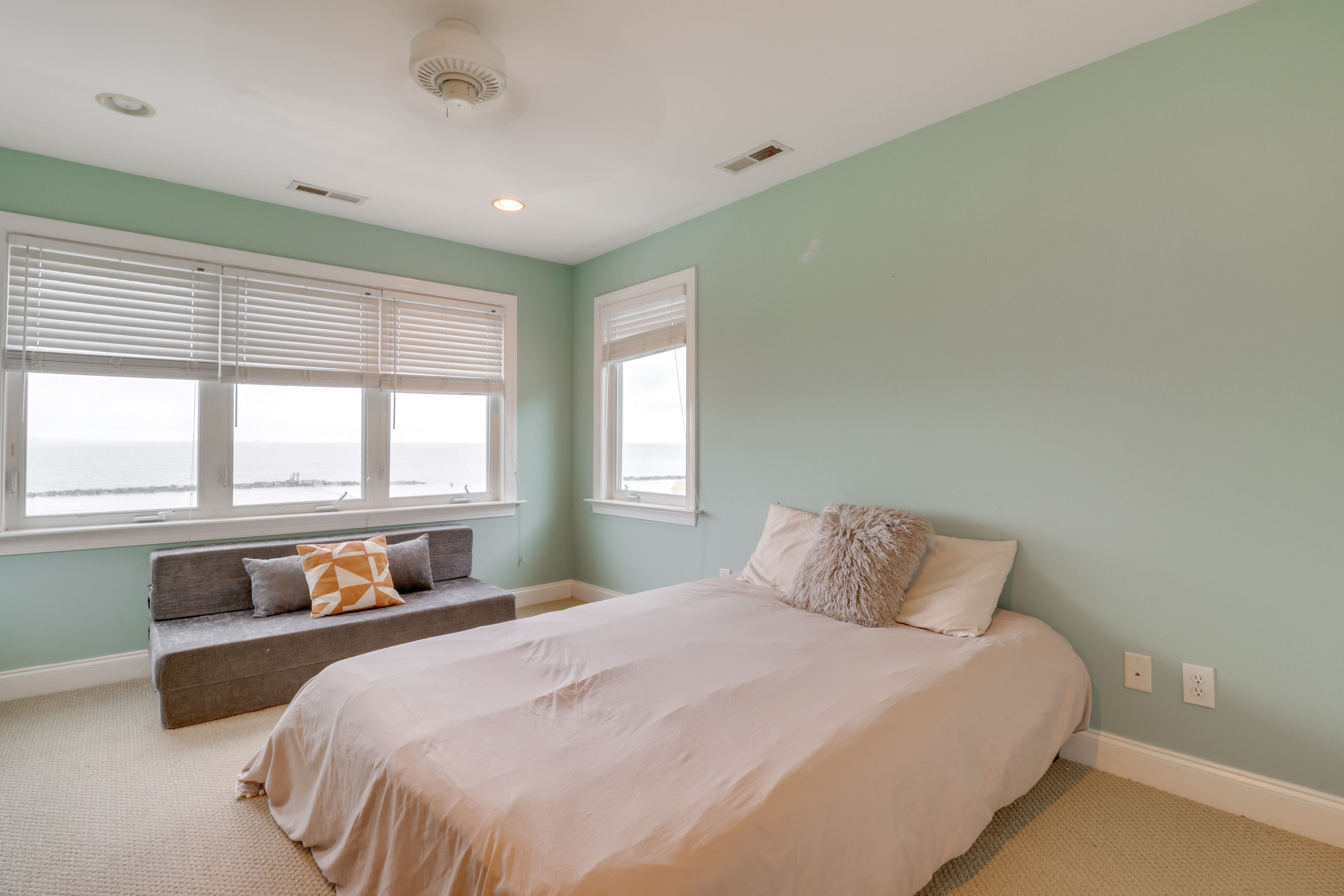 Bedroom 2 | Upper Floor | Queen Bed | Modular Floor Sofa | Beach & Bay Views