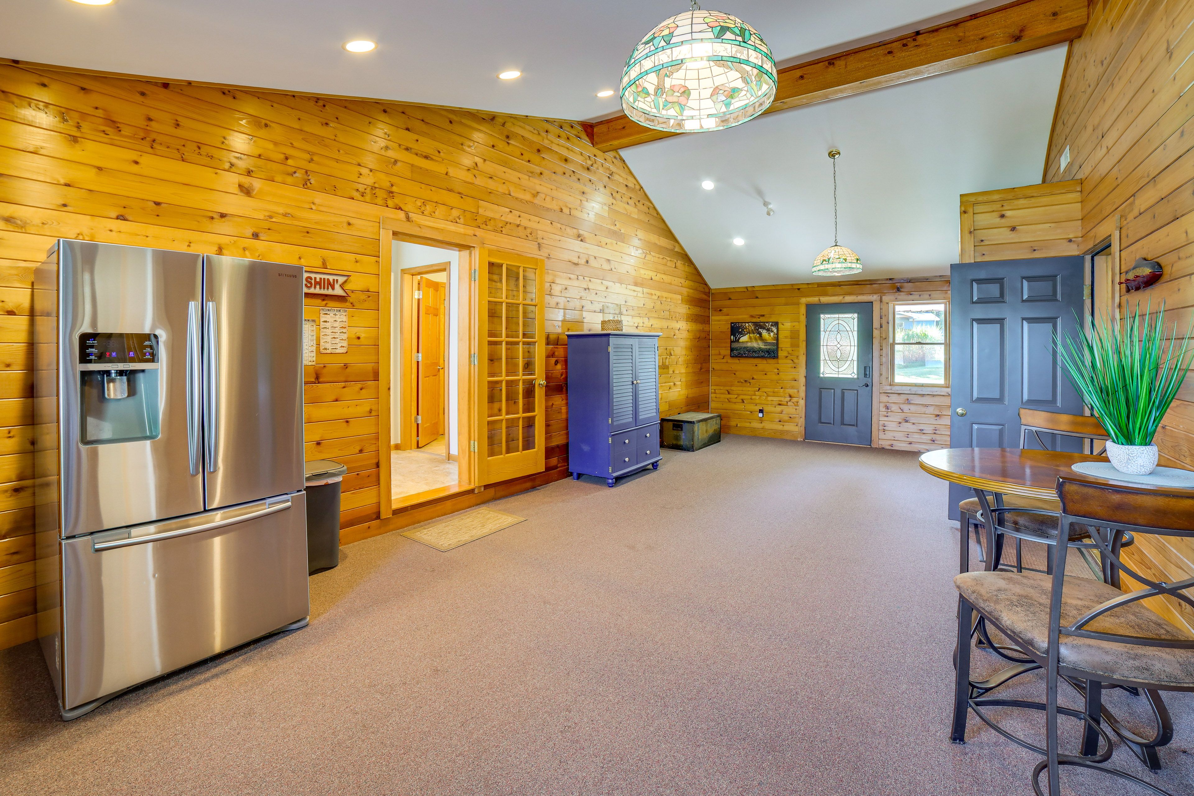 Additional Living Area | Main Floor