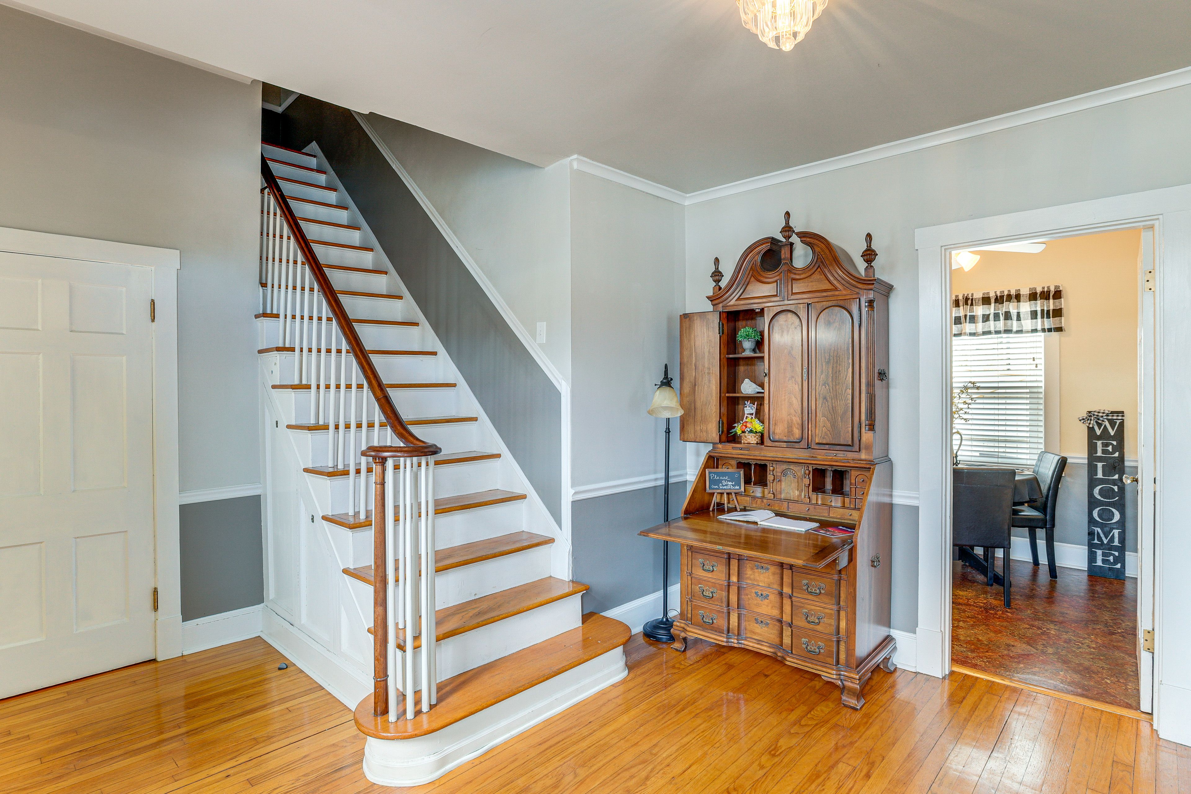 Staircase to 2nd Floor