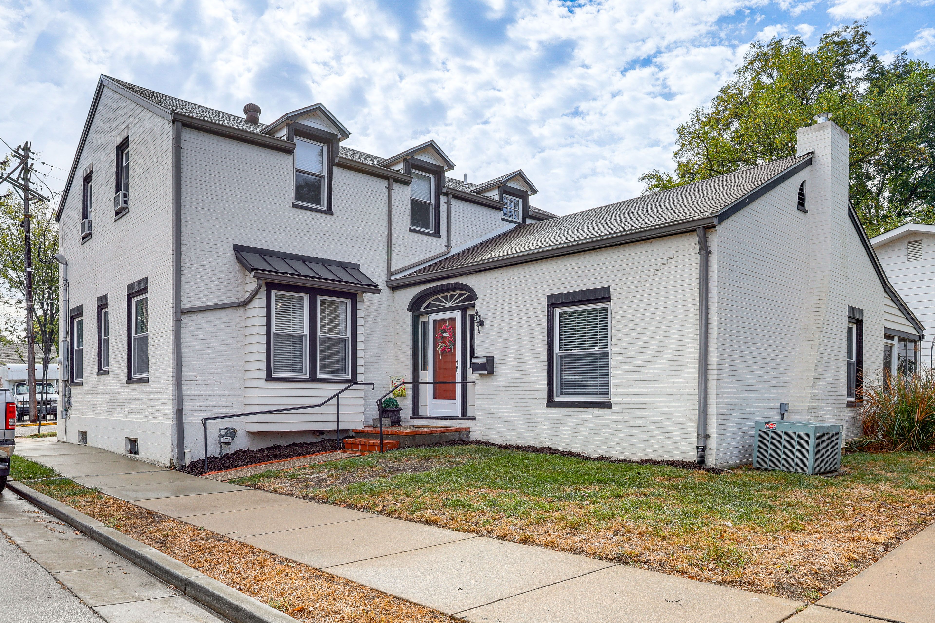 Washington Vacation Rental | 3BR | 2.5BA | Stairs Required | 2,200 Sq Ft