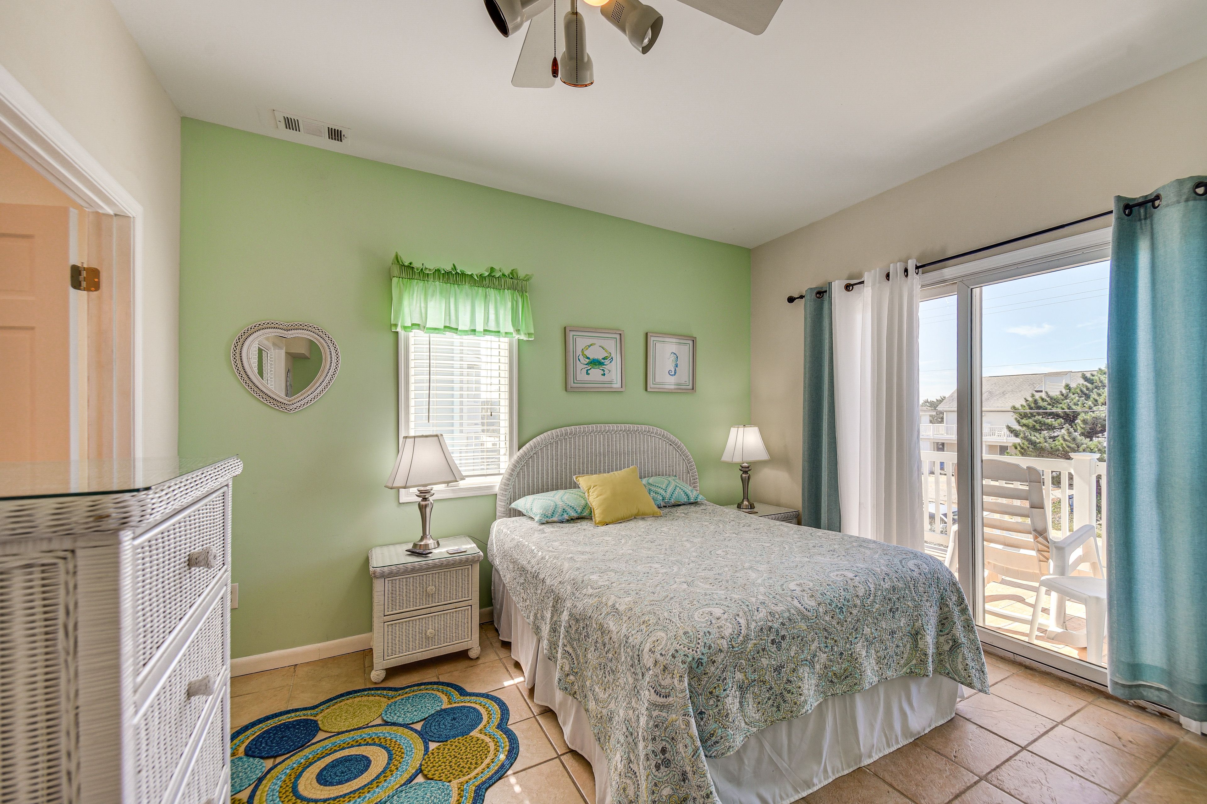 Bedroom 9 | Queen Bed | Main Level